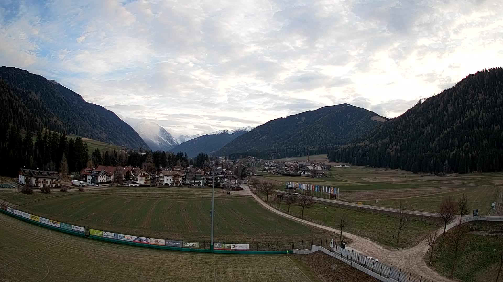 Webcam Niederrasen / Kronplatz – Live View from Val Anterselva