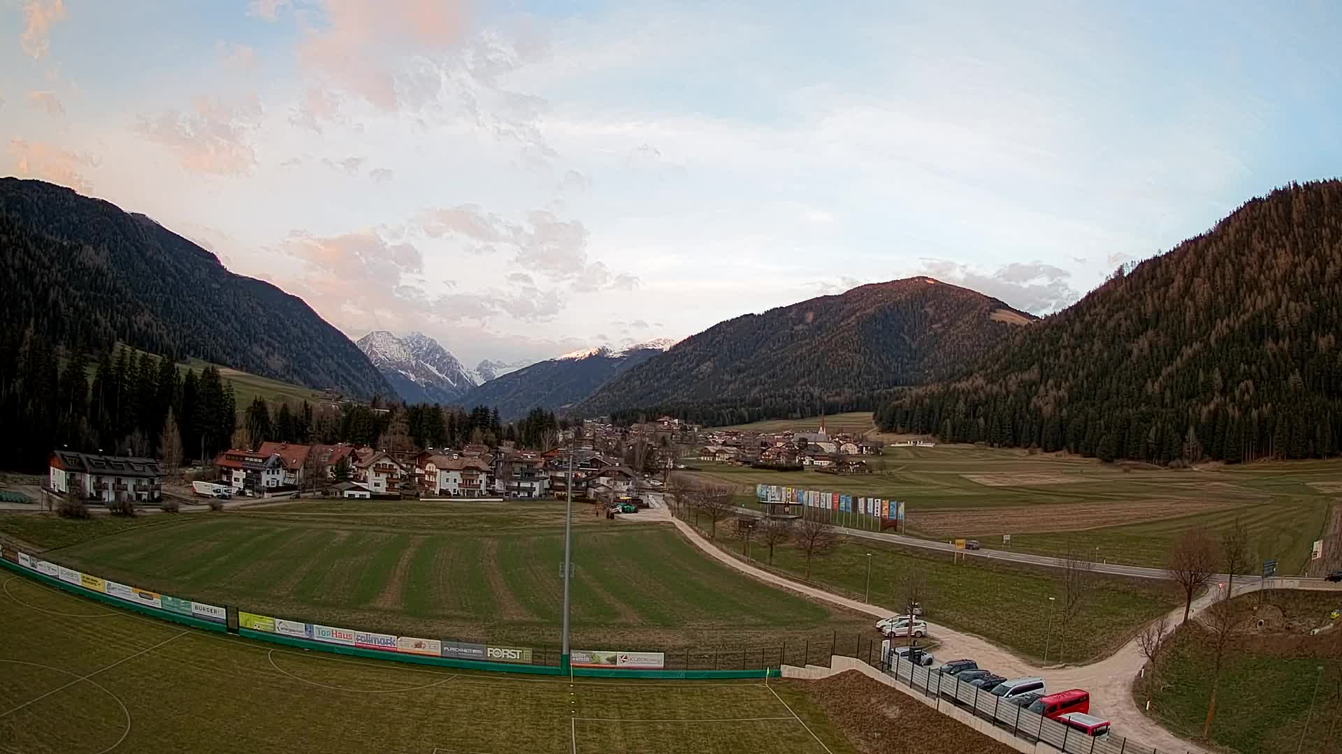 Webcam Niederrasen / Kronplatz – Live View from Val Anterselva
