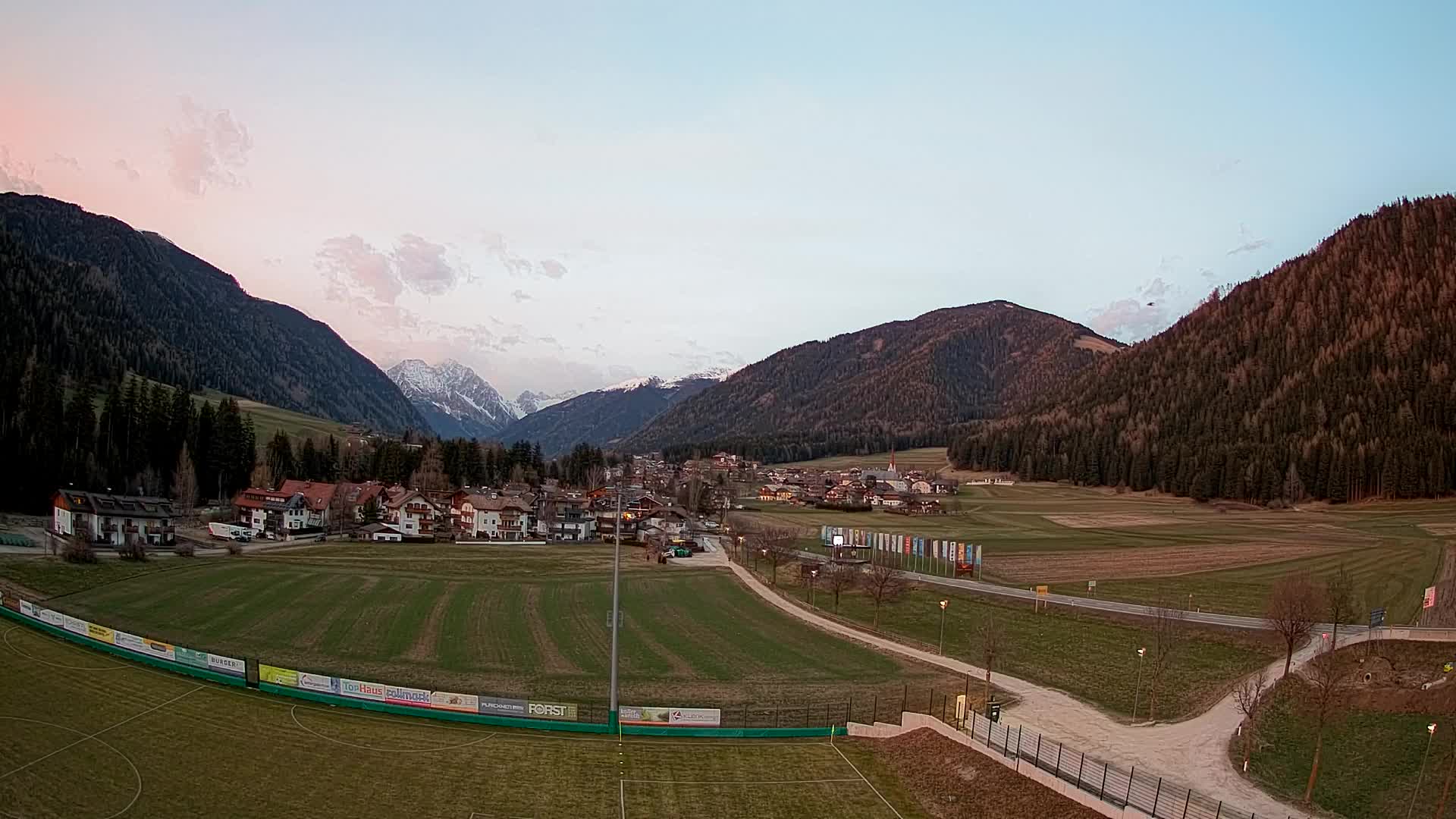 Webcam Niederrasen / Kronplatz – Live View from Val Anterselva