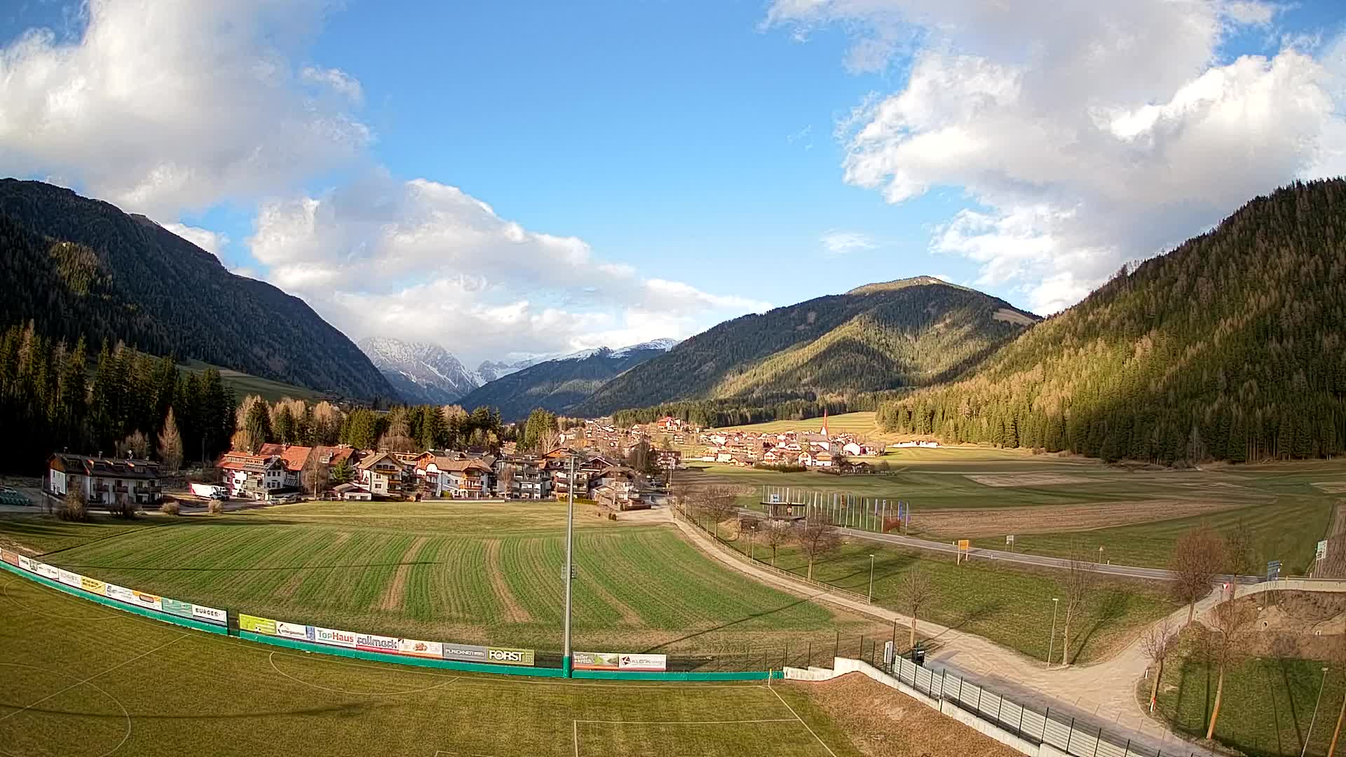 Webcam Niederrasen / Kronplatz – Live View from Val Anterselva