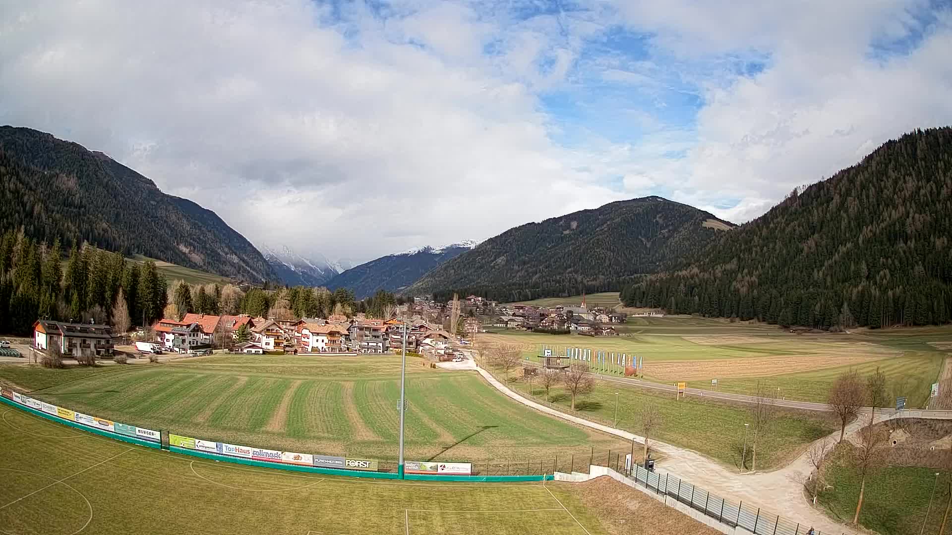 Webcam Niederrasen / Kronplatz – Live View from Val Anterselva