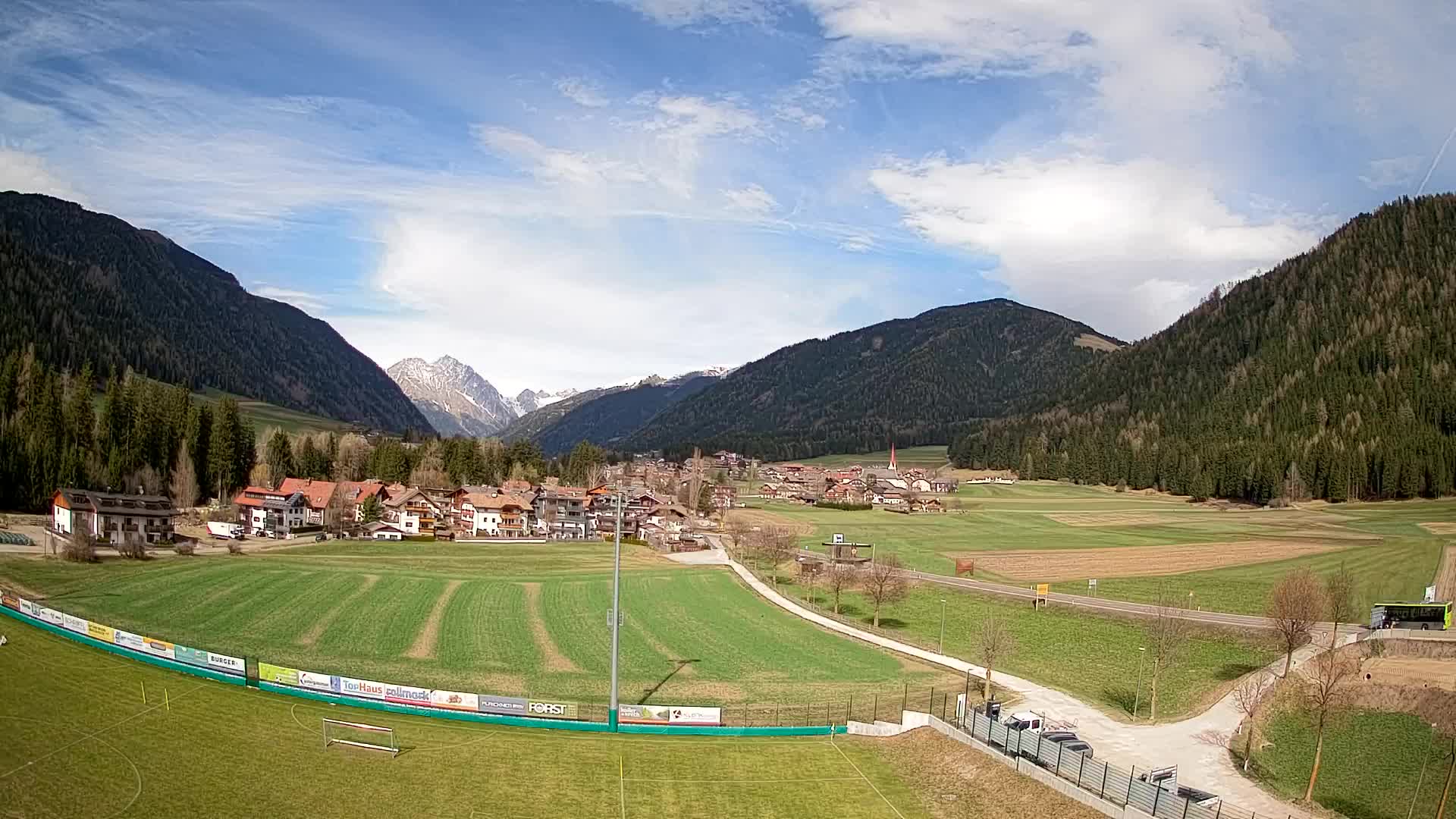 Webcam Niederrasen / Kronplatz – Live View from Val Anterselva
