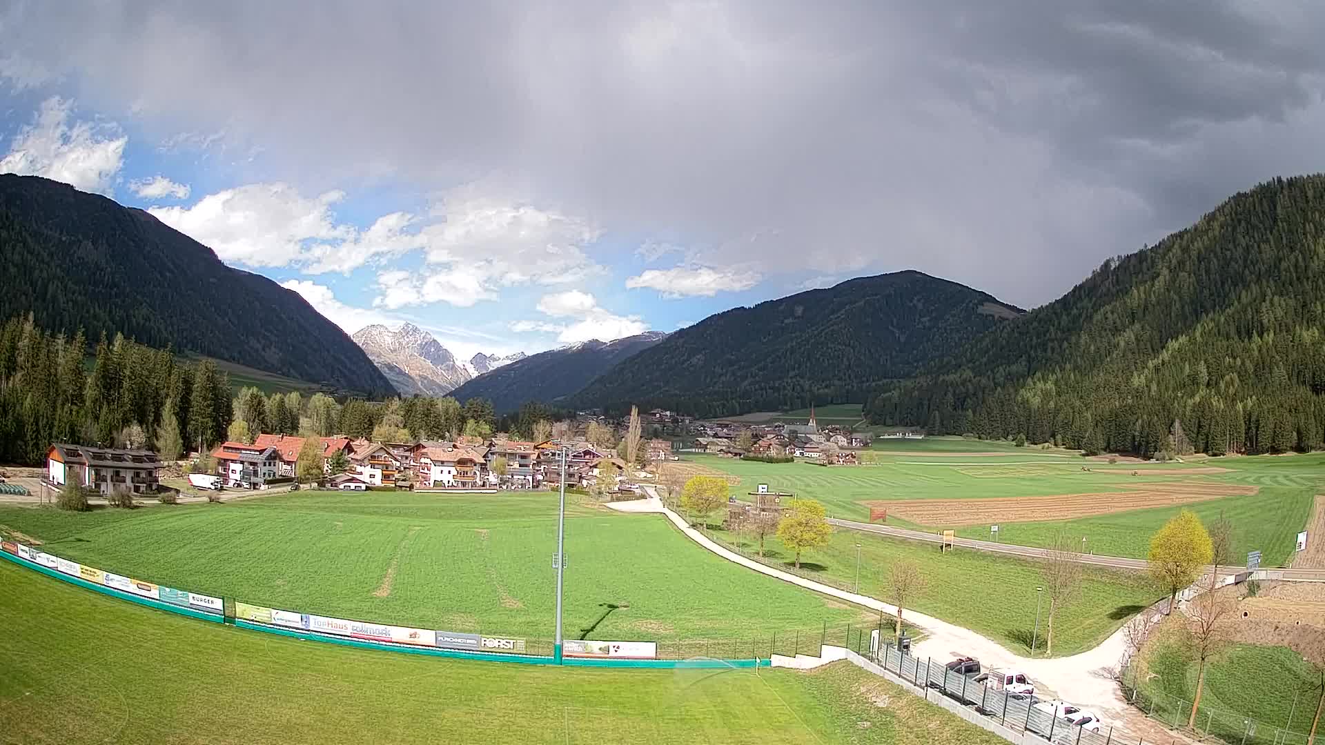 Webcam Rasun di Sotto / Plan de Corones – Vista live dalla Val Anterselva