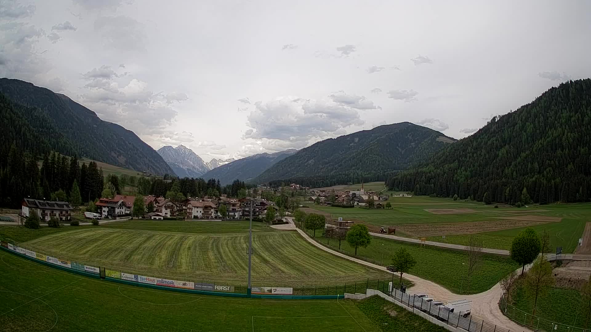 Webcam Niederrasen / Kronplatz – Live View from Val Anterselva