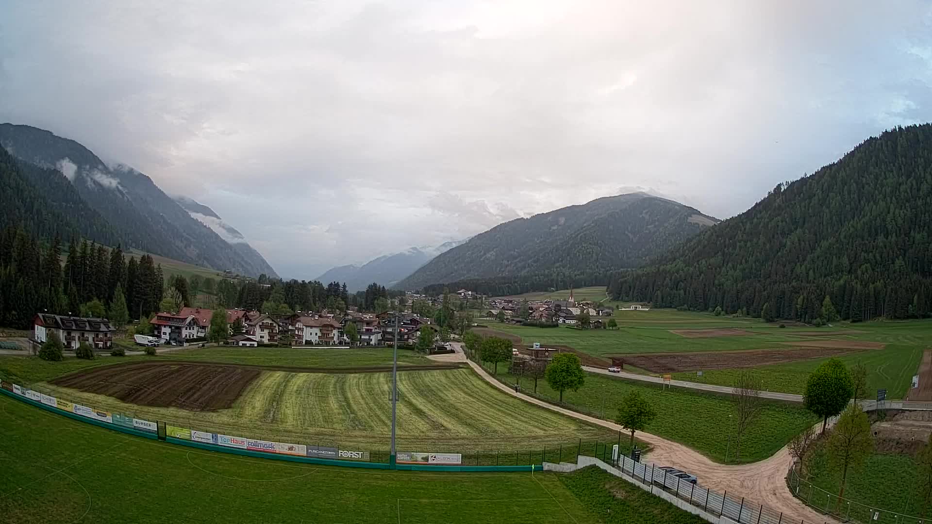 Webcam Niederrasen / Kronplatz – Live View from Val Anterselva