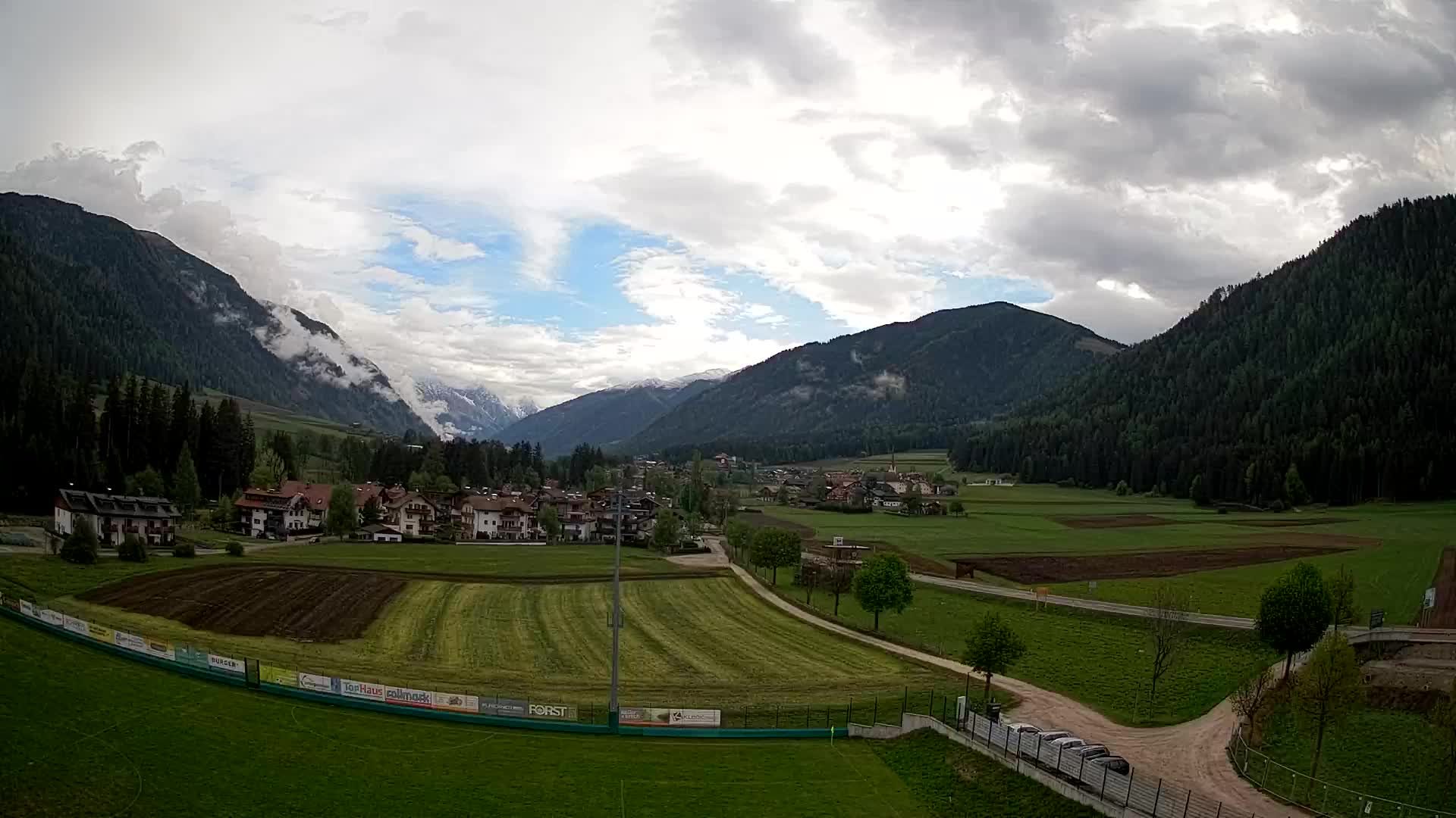 Webcam Niederrasen / Kronplatz – Live View from Val Anterselva