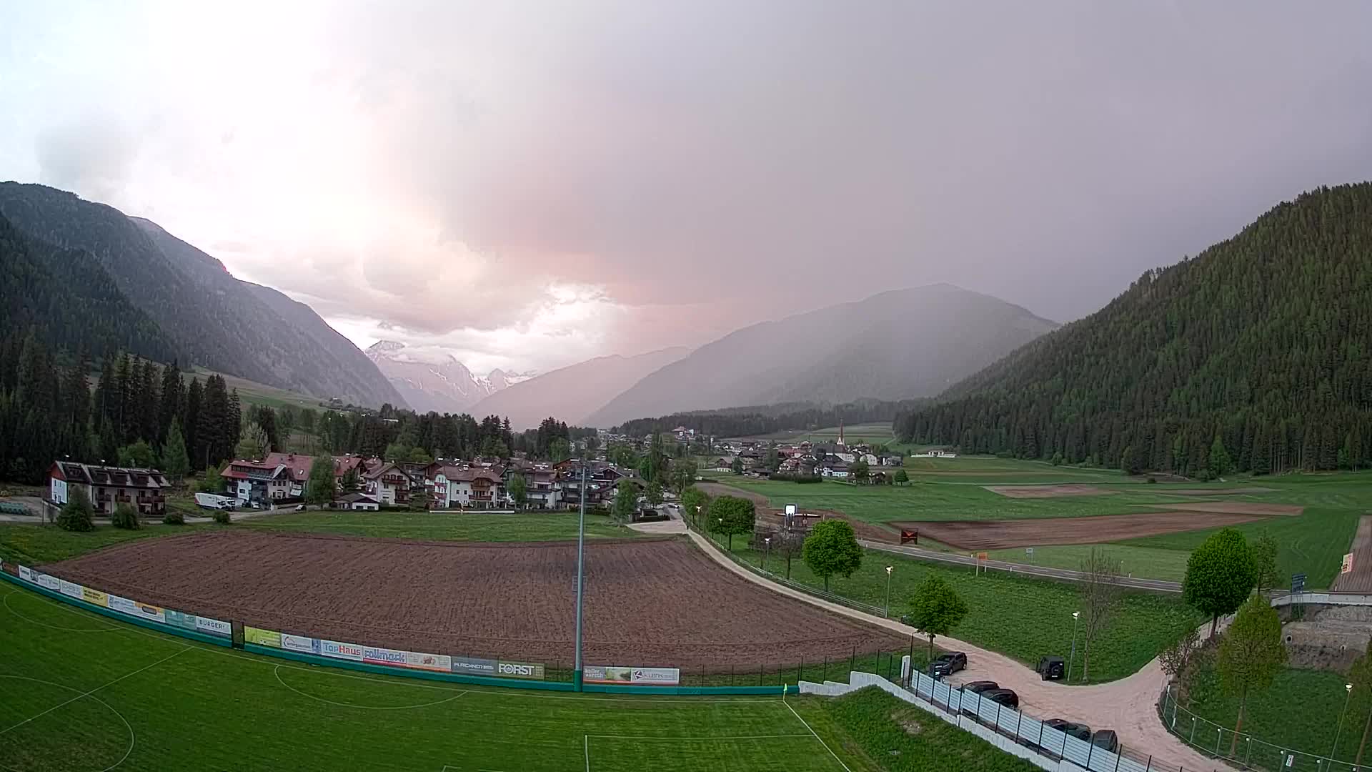 Webcam Niederrasen / Kronplatz – Live View from Val Anterselva