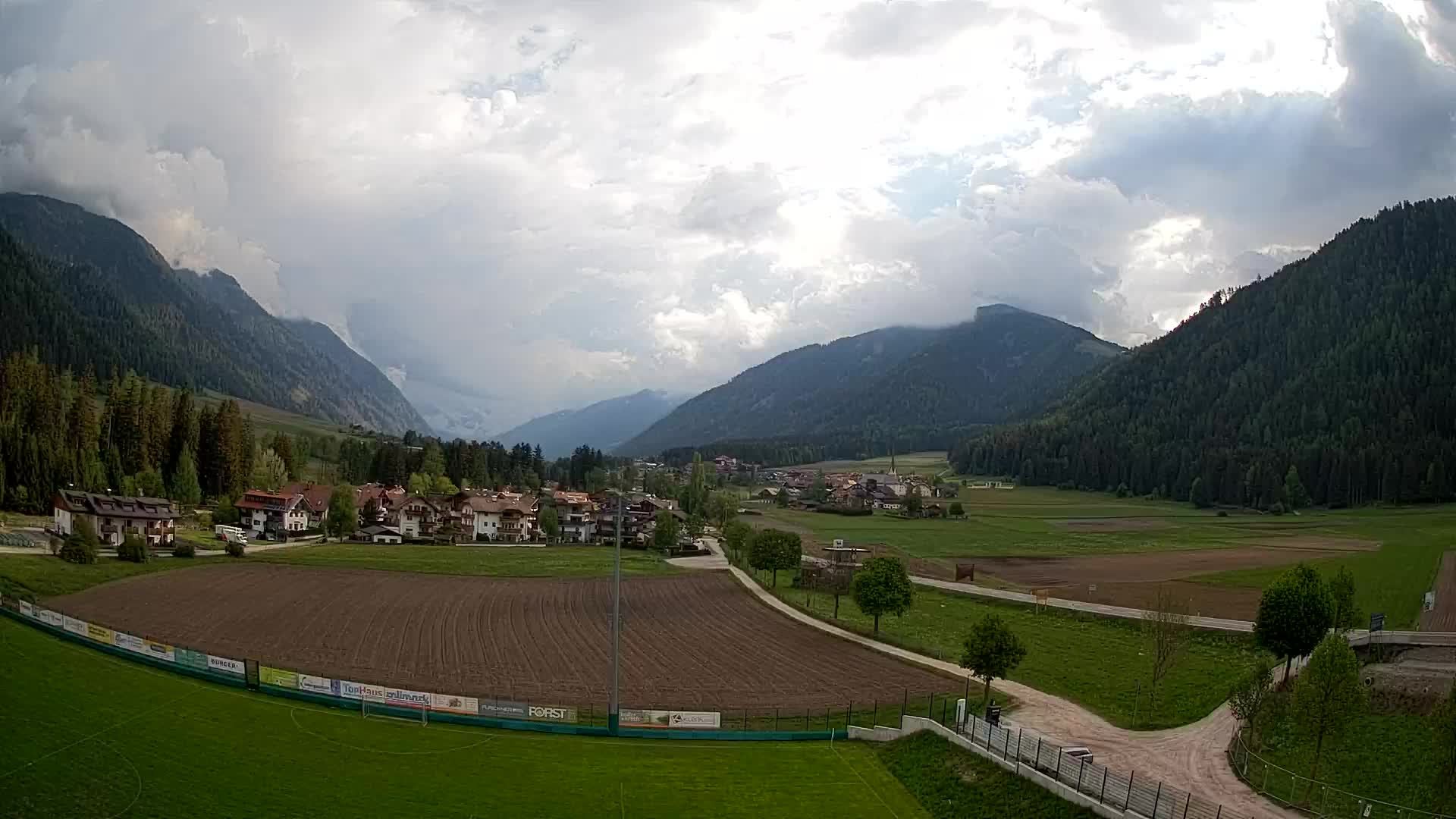 Webcam Niederrasen / Kronplatz – Liveblick aus dem Antholzertal