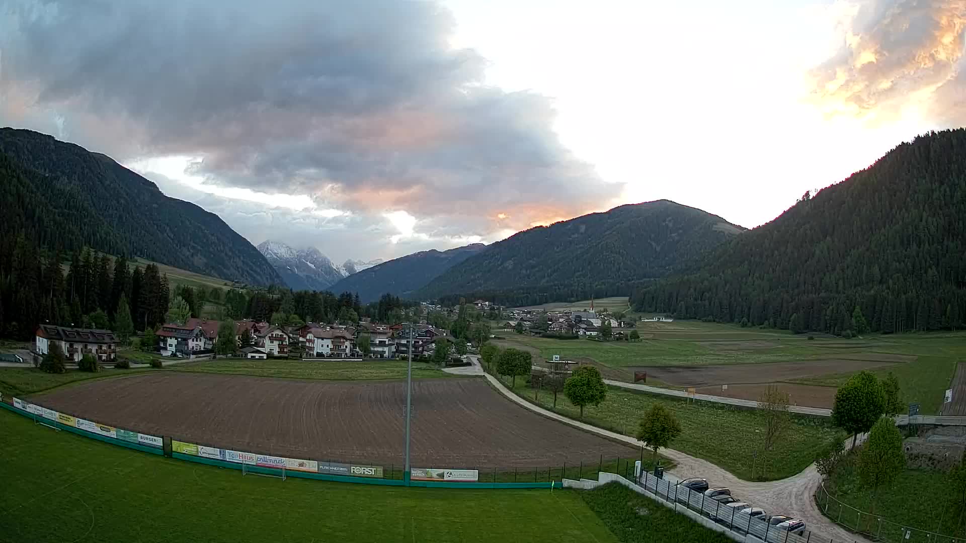 Webcam Niederrasen / Kronplatz – Live View from Val Anterselva