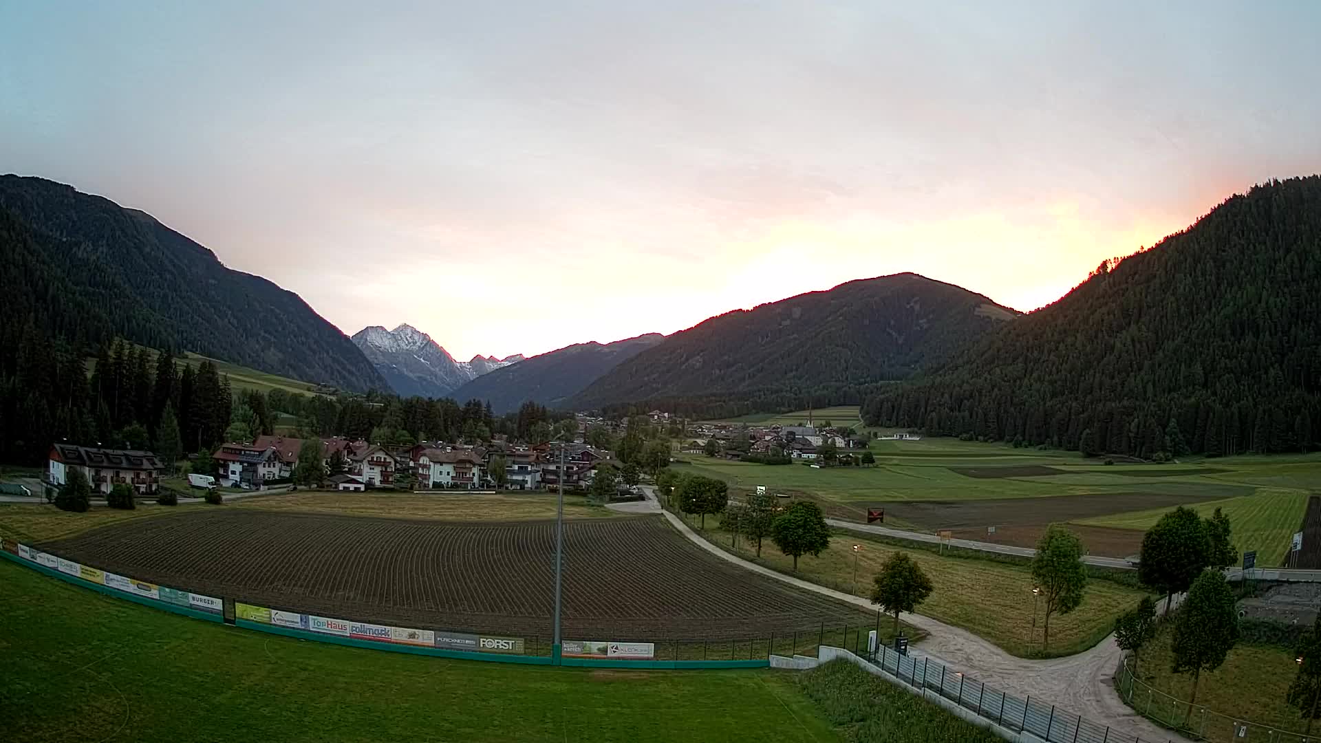 Webcam Niederrasen / Kronplatz – Live View from Val Anterselva