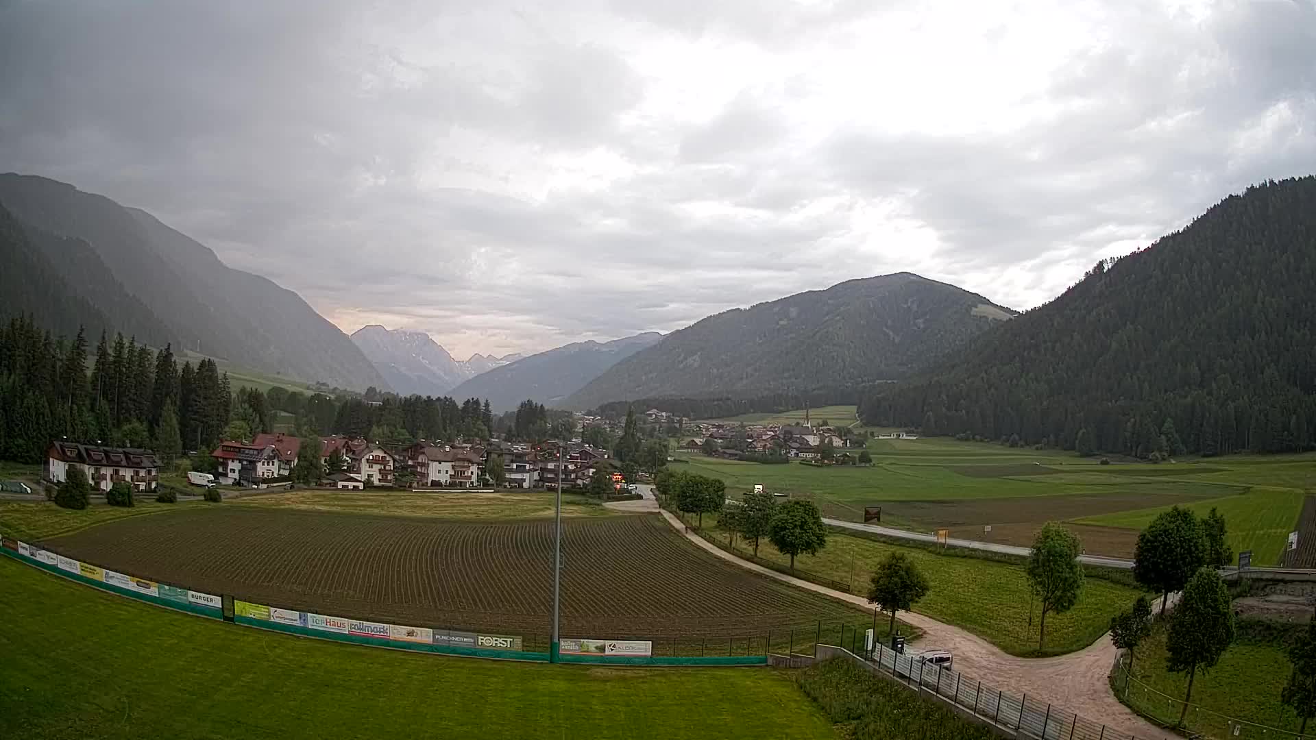 Webcam Niederrasen / Kronplatz – Live View from Val Anterselva