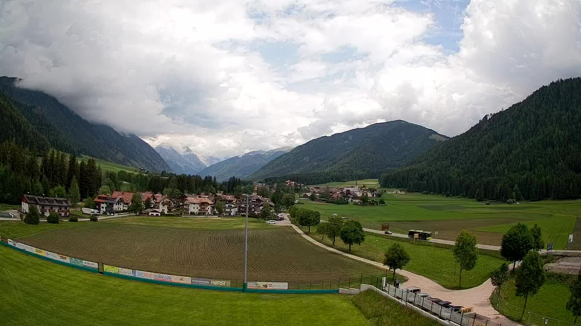 Webcam Niederrasen / Kronplatz – Live View from Val Anterselva