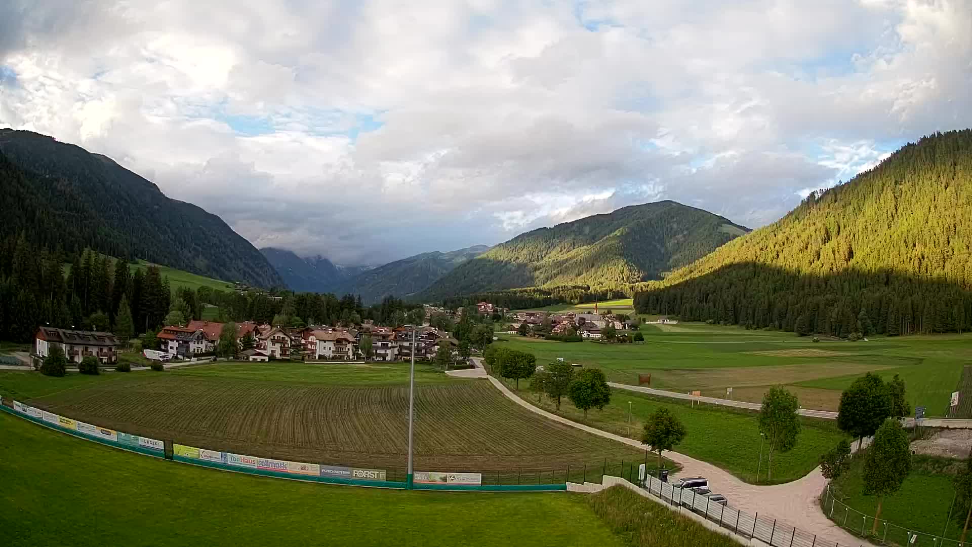 Webcam Niederrasen / Kronplatz – Vista en directo desde el Valle de Anterselva