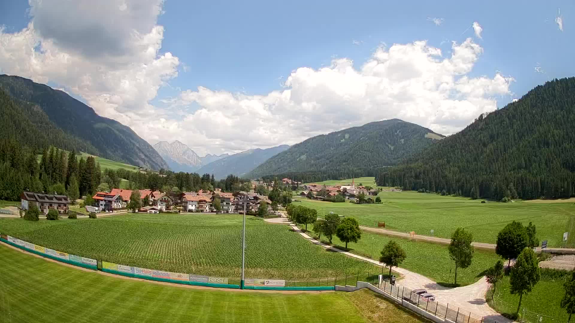 Webcam Niederrasen / Kronplatz – Live View from Val Anterselva