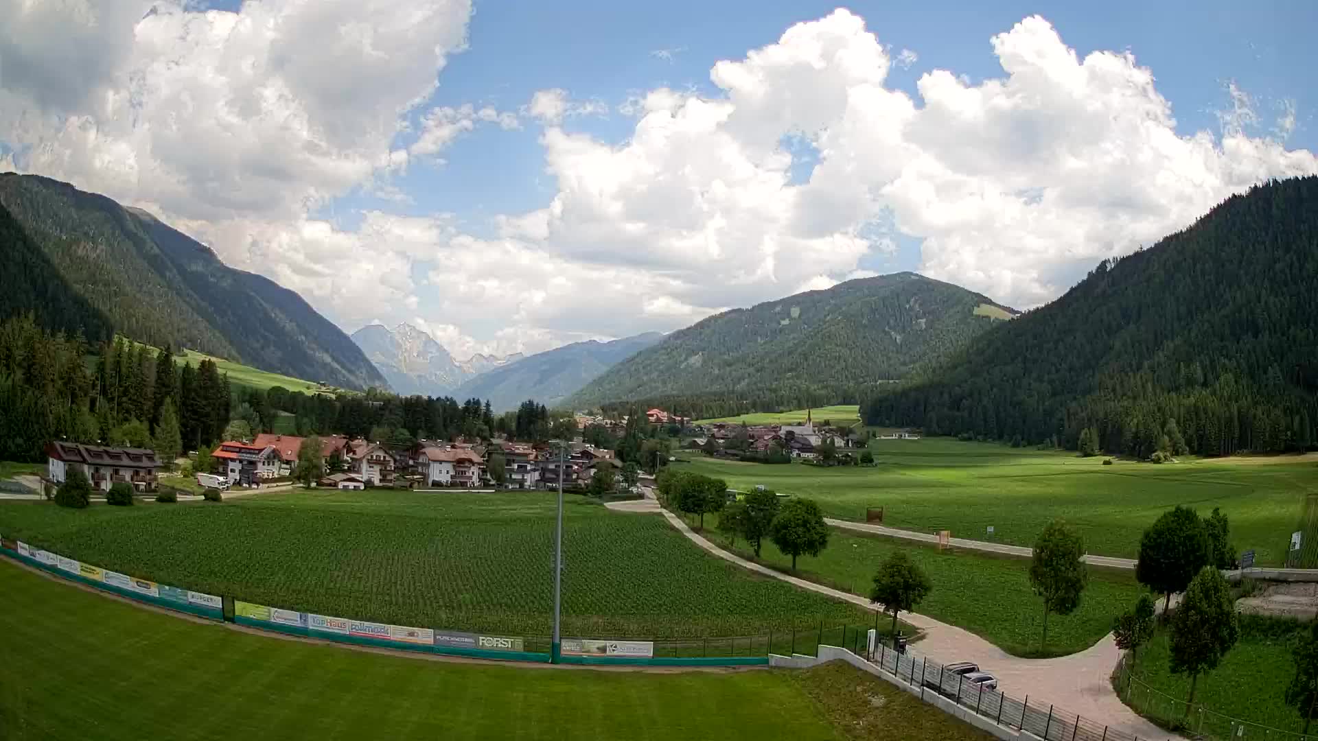 Webcam Niederrasen / Kronplatz – Live View from Val Anterselva