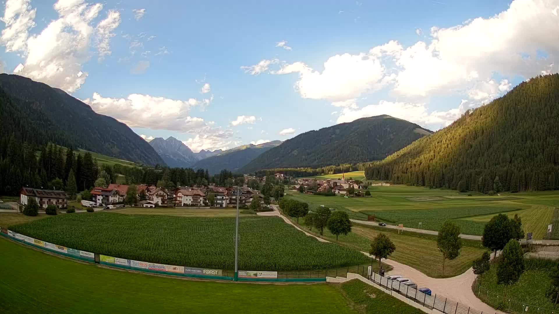 Webcam Niederrasen / Kronplatz – Live View from Val Anterselva