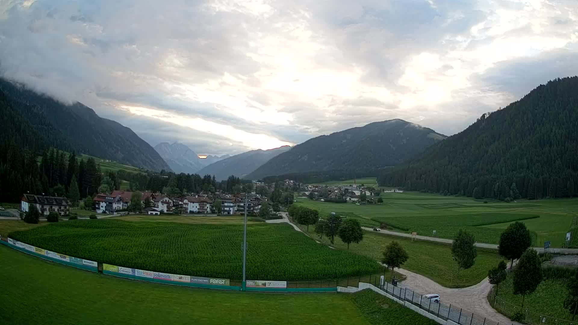 Webcam Niederrasen / Kronplatz – Live View from Val Anterselva