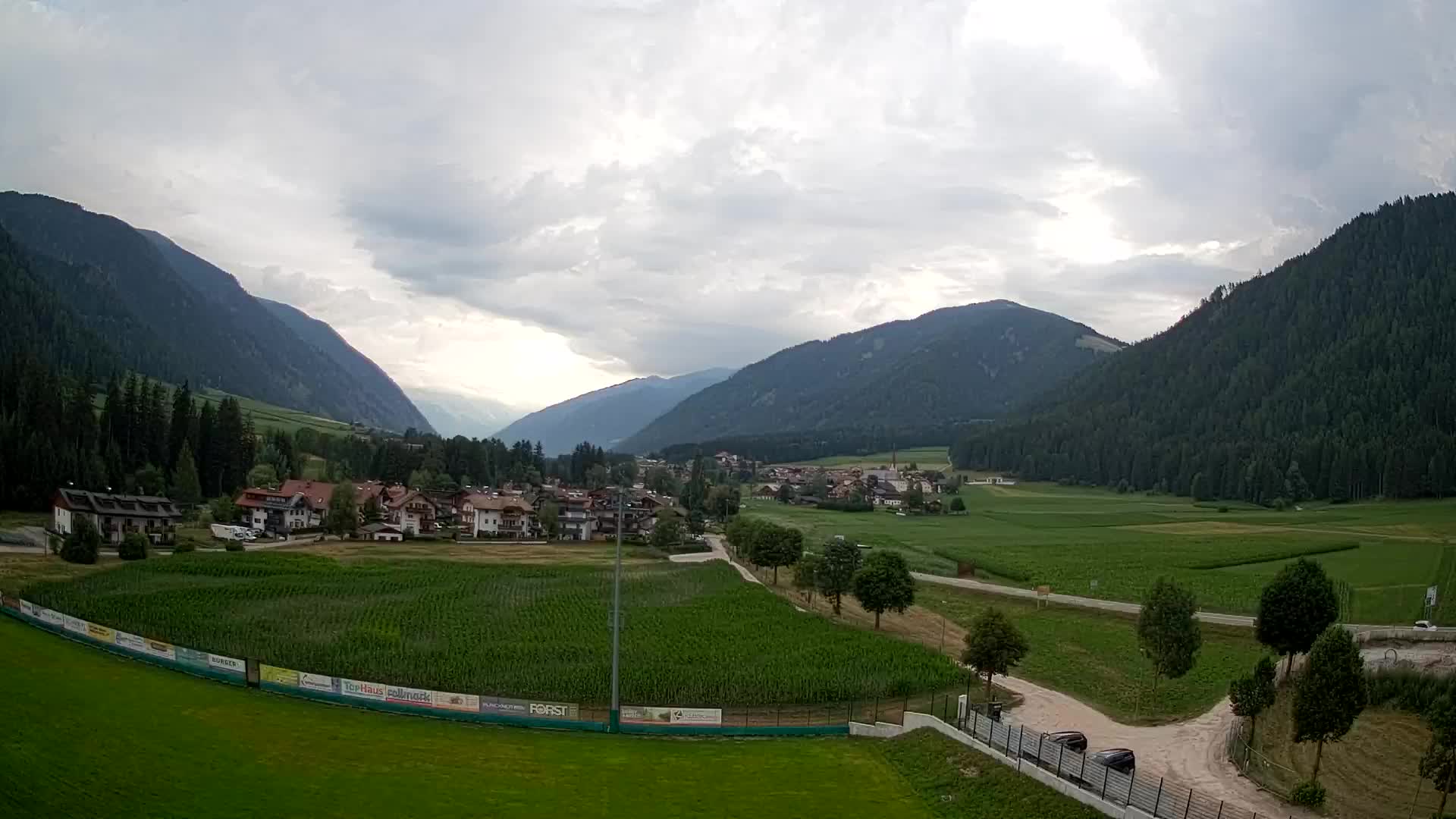 Webcam Rasun di Sotto / Plan de Corones – Vista live dalla Val Anterselva