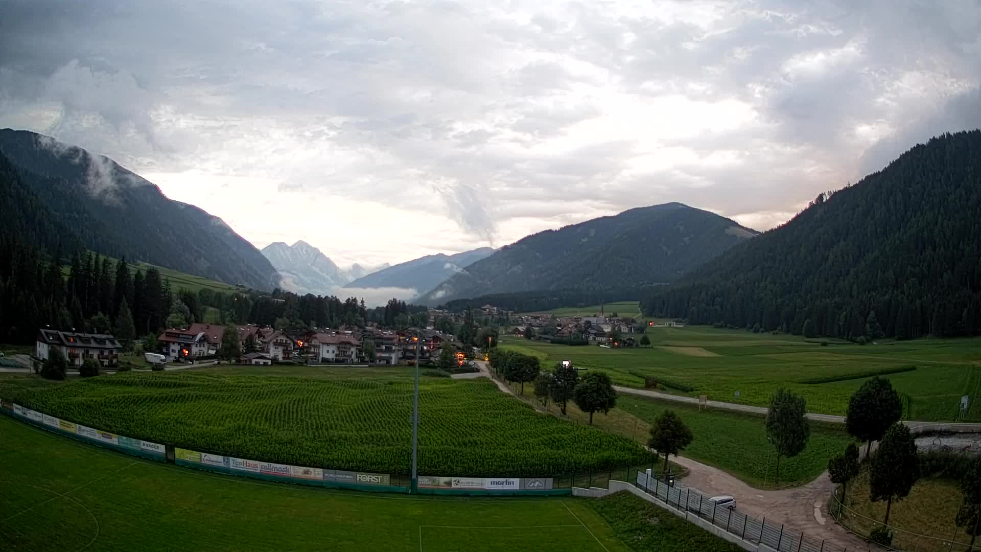 Webcam Niederrasen / Kronplatz – Vista en directo desde el Valle de Anterselva