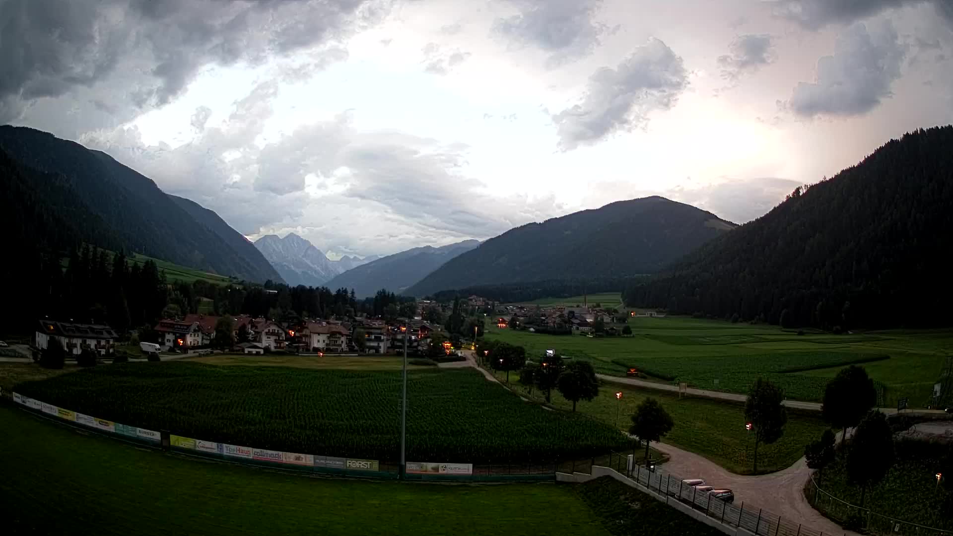 Webcam Niederrasen / Kronplatz – Vista en directo desde el Valle de Anterselva