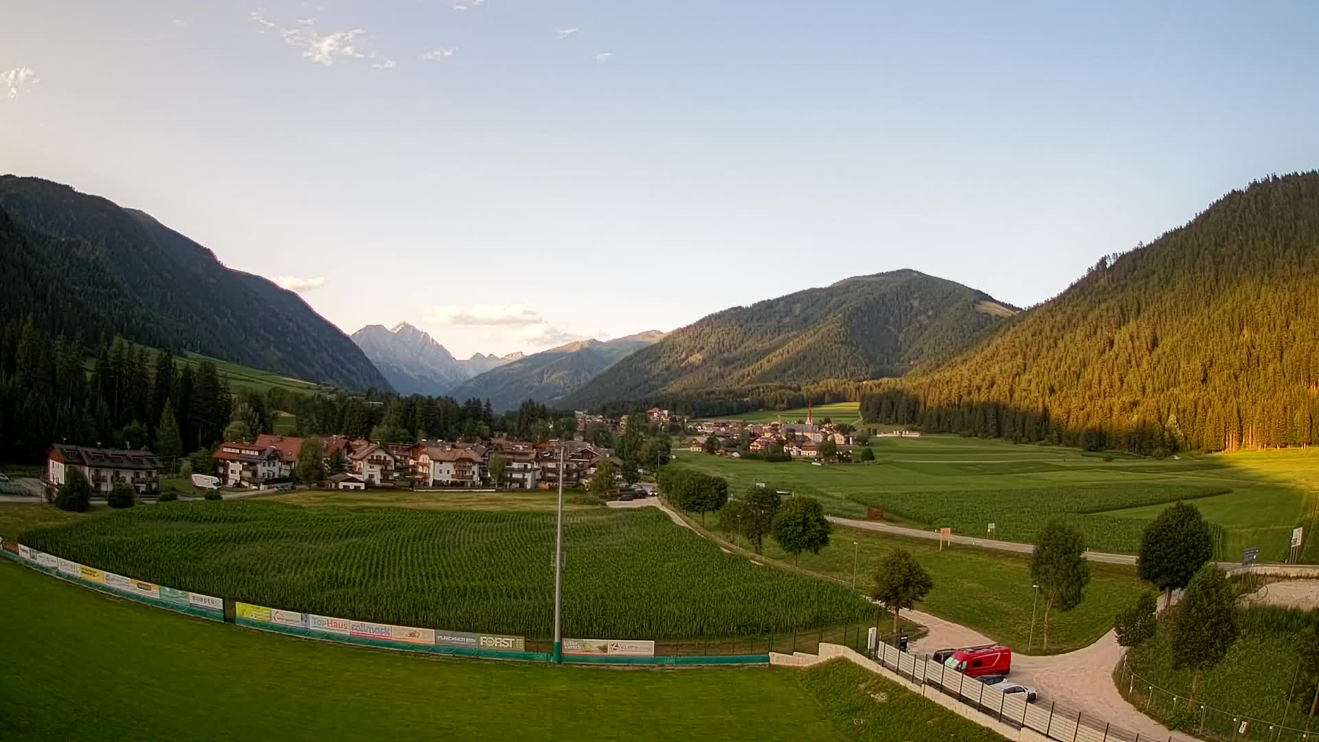 Webcam Niederrasen / Kronplatz – Vista en directo desde el Valle de Anterselva
