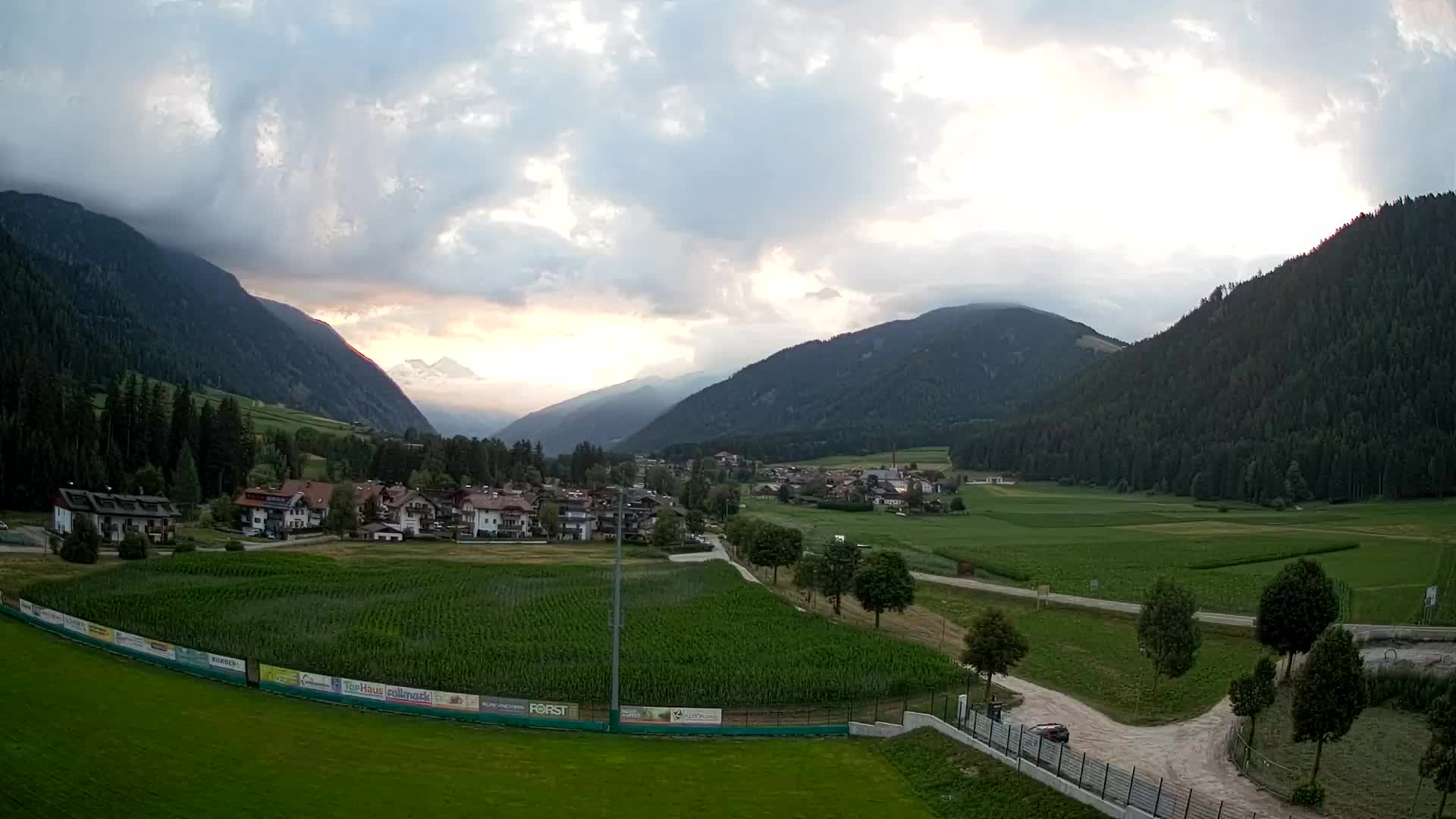Web kamera Niederrasen / Kronplatz – Pogled v živo iz doline Anterselva