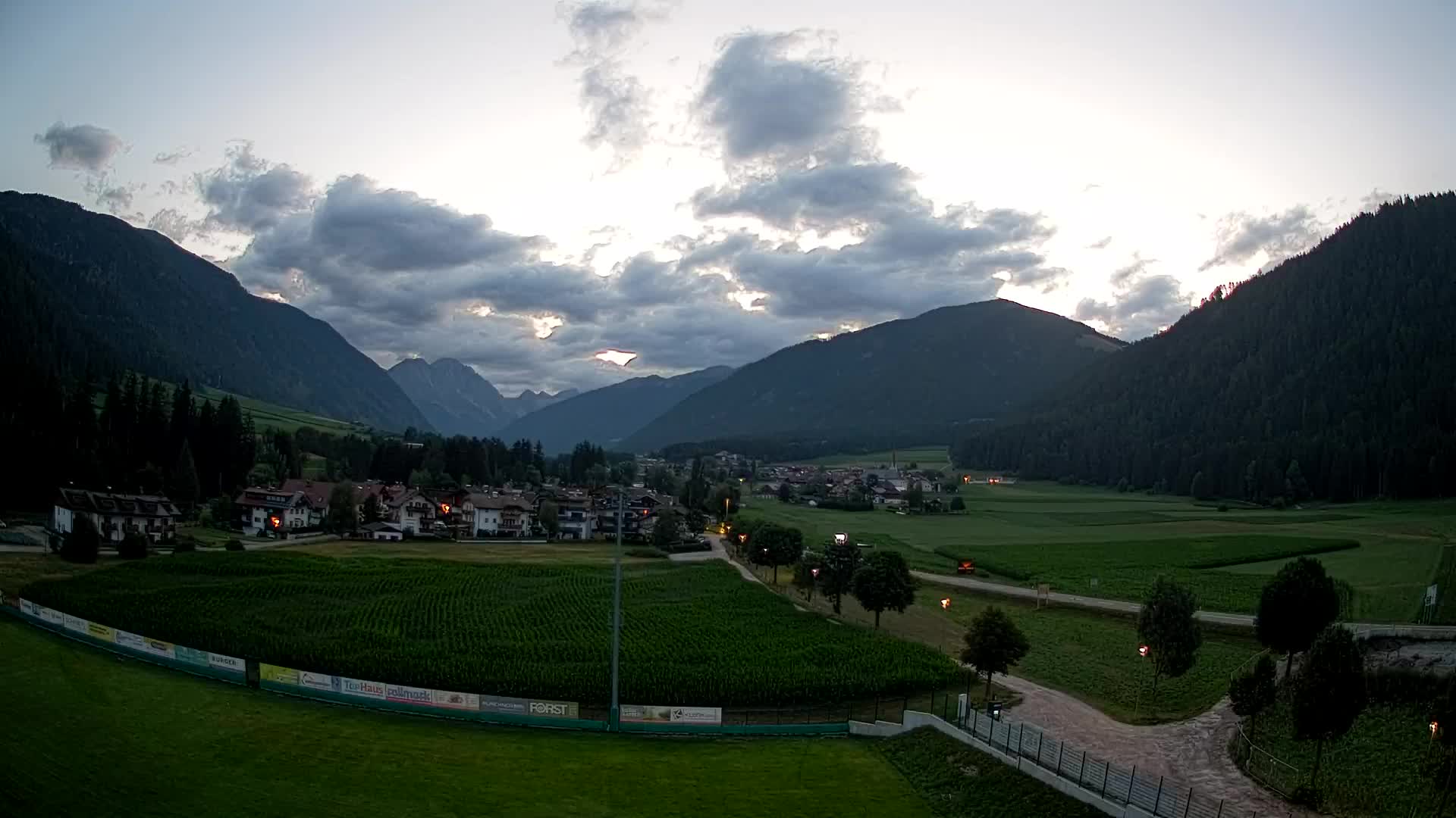 Webcam Rasun di Sotto / Plan de Corones – Vista live dalla Val Anterselva