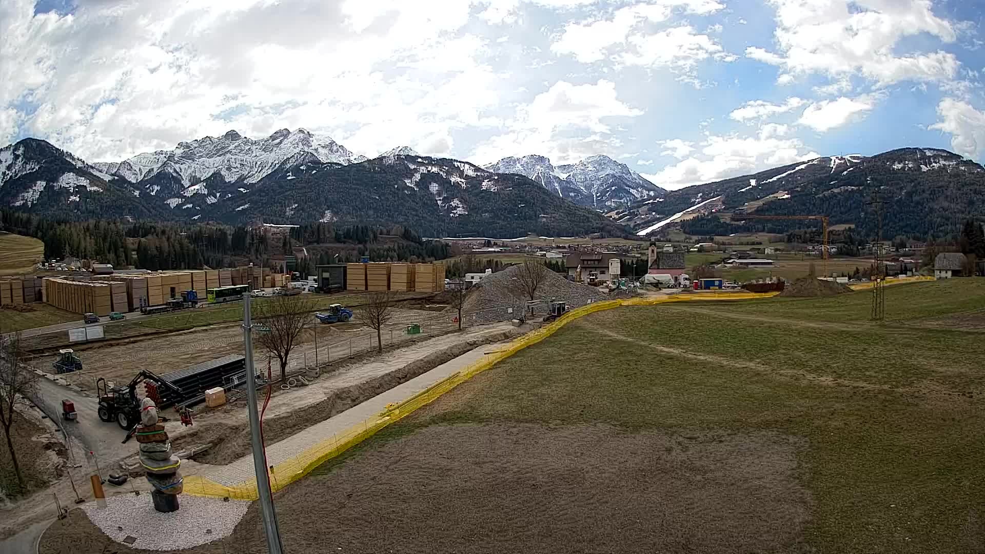 Webcam Rasen / Kronplatz – Live View from the Antholzertal Valley