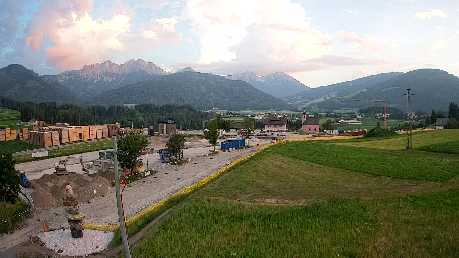 Webcam Rasen / Kronplatz – Live View from the Antholzertal Valley