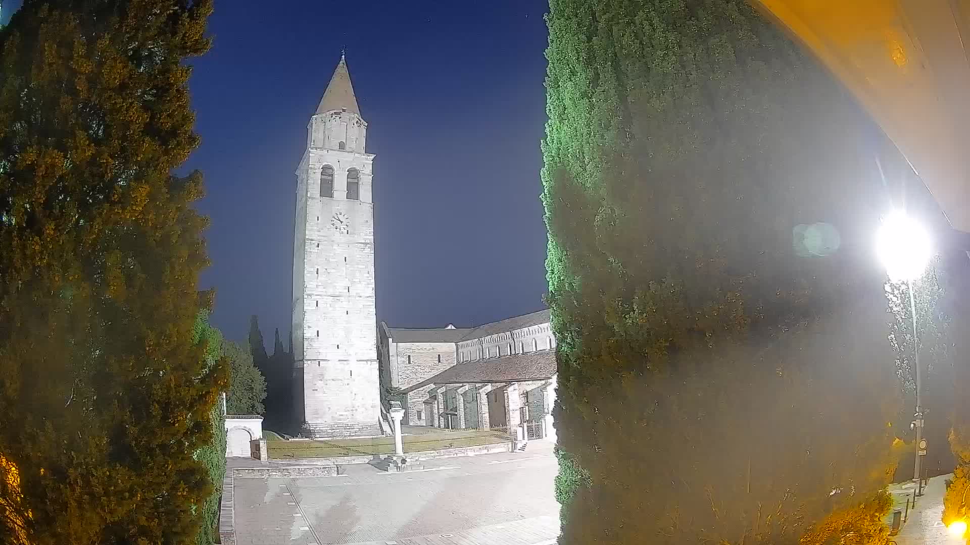 Akvileja – trg Capitolo