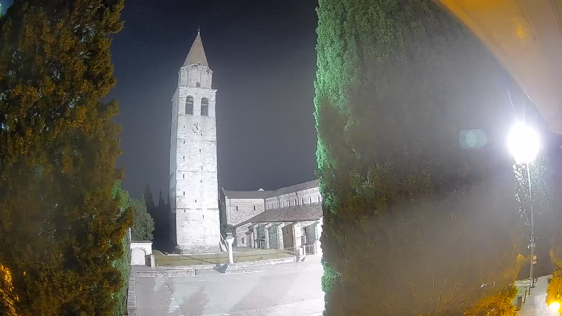 Akvileja – trg Capitolo