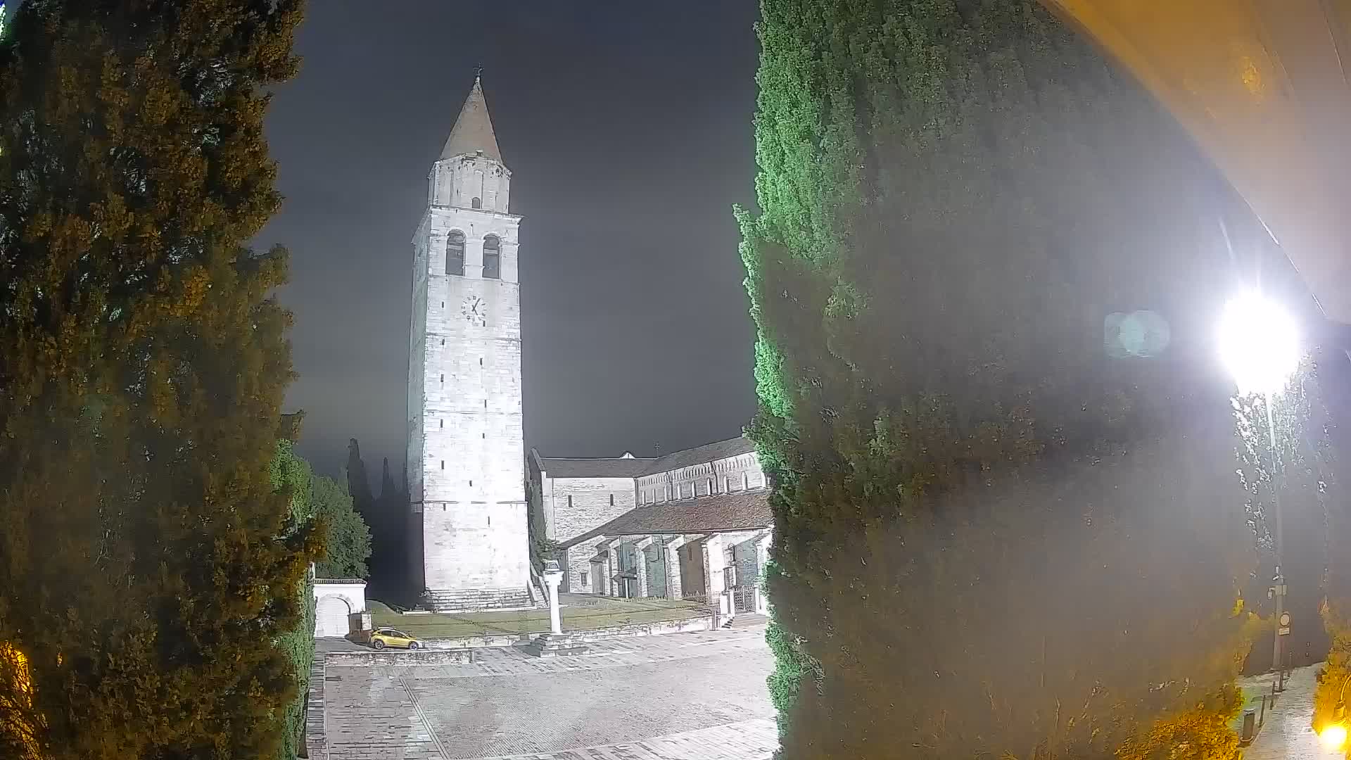 Akvileja – trg Capitolo