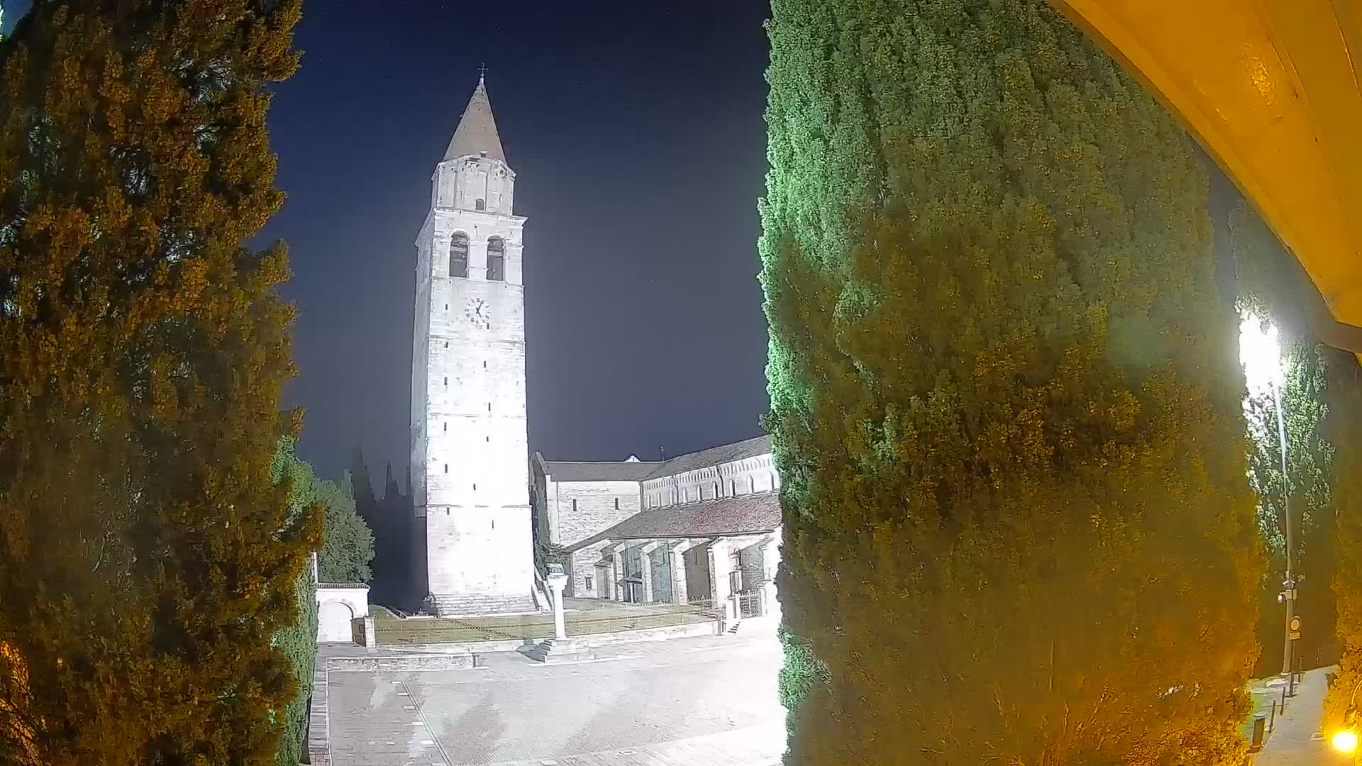 Akvileja – trg Capitolo