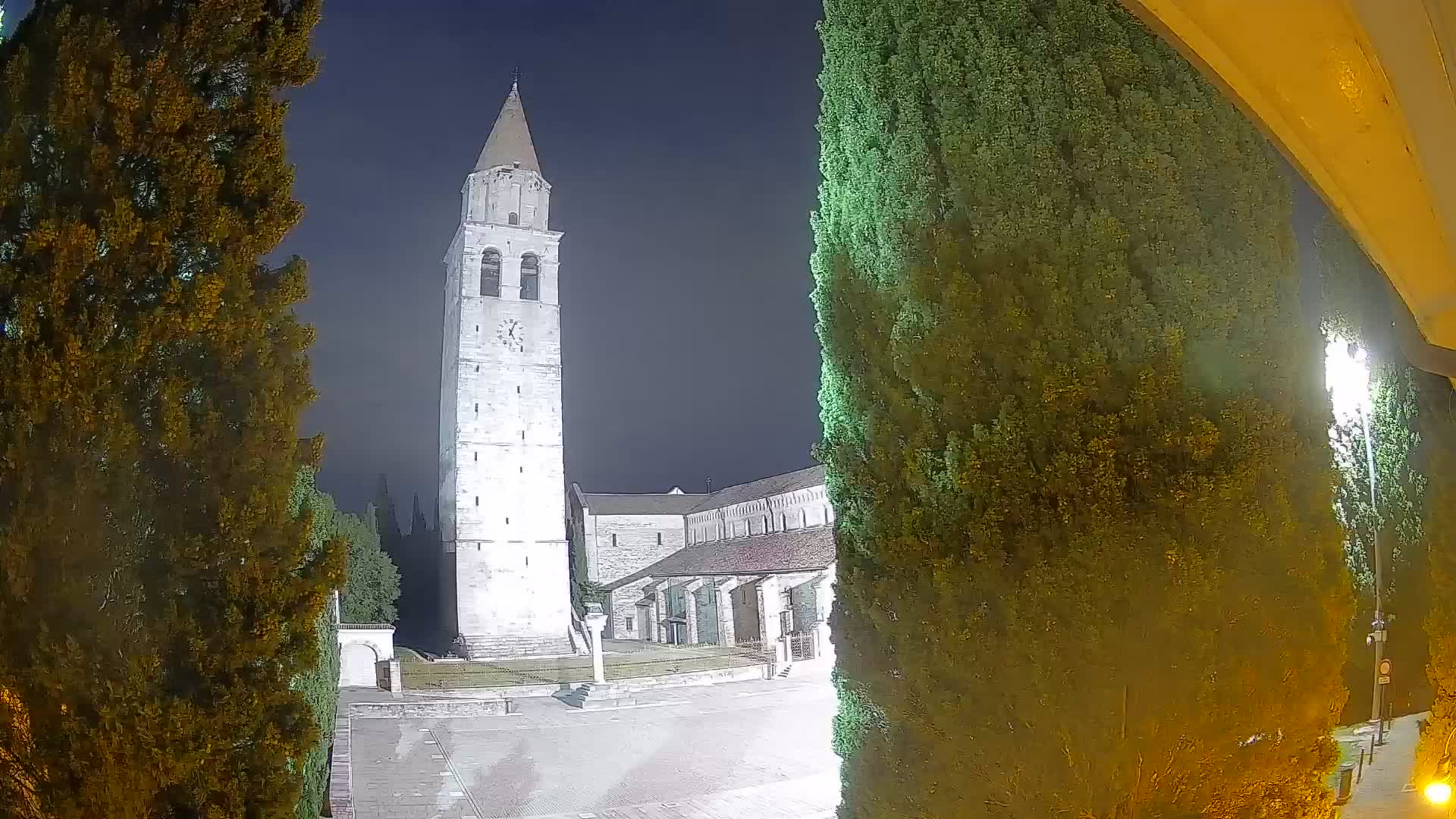 Akvileja – trg Capitolo