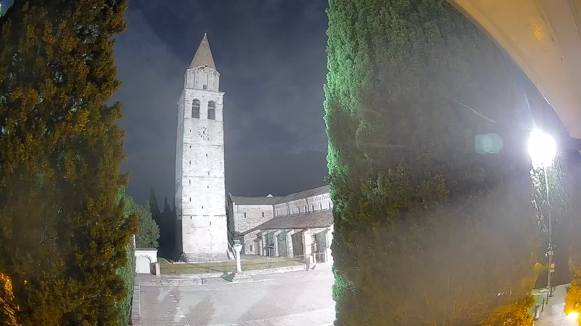 Akvileja – trg Capitolo