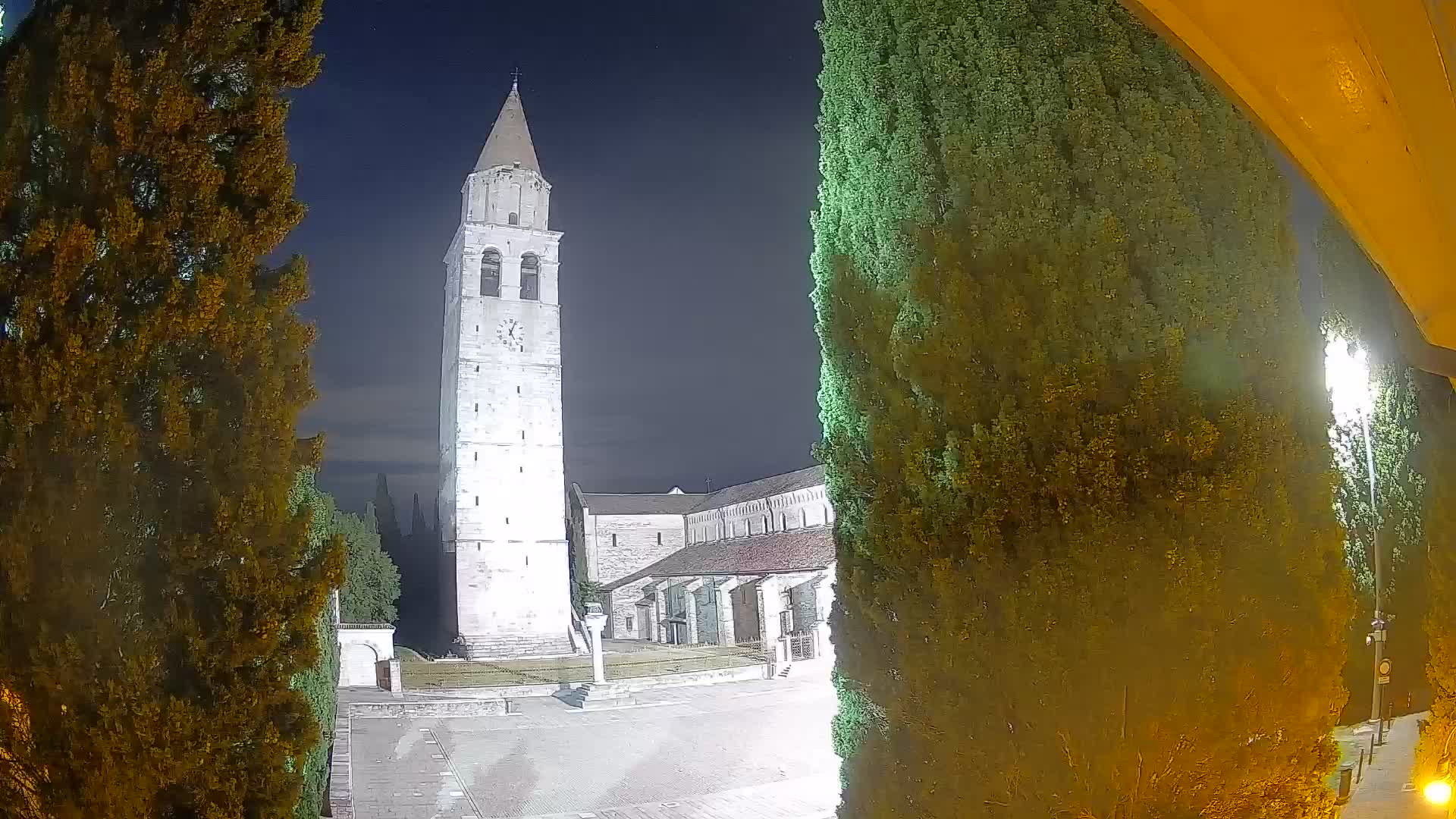 Akvileja – trg Capitolo
