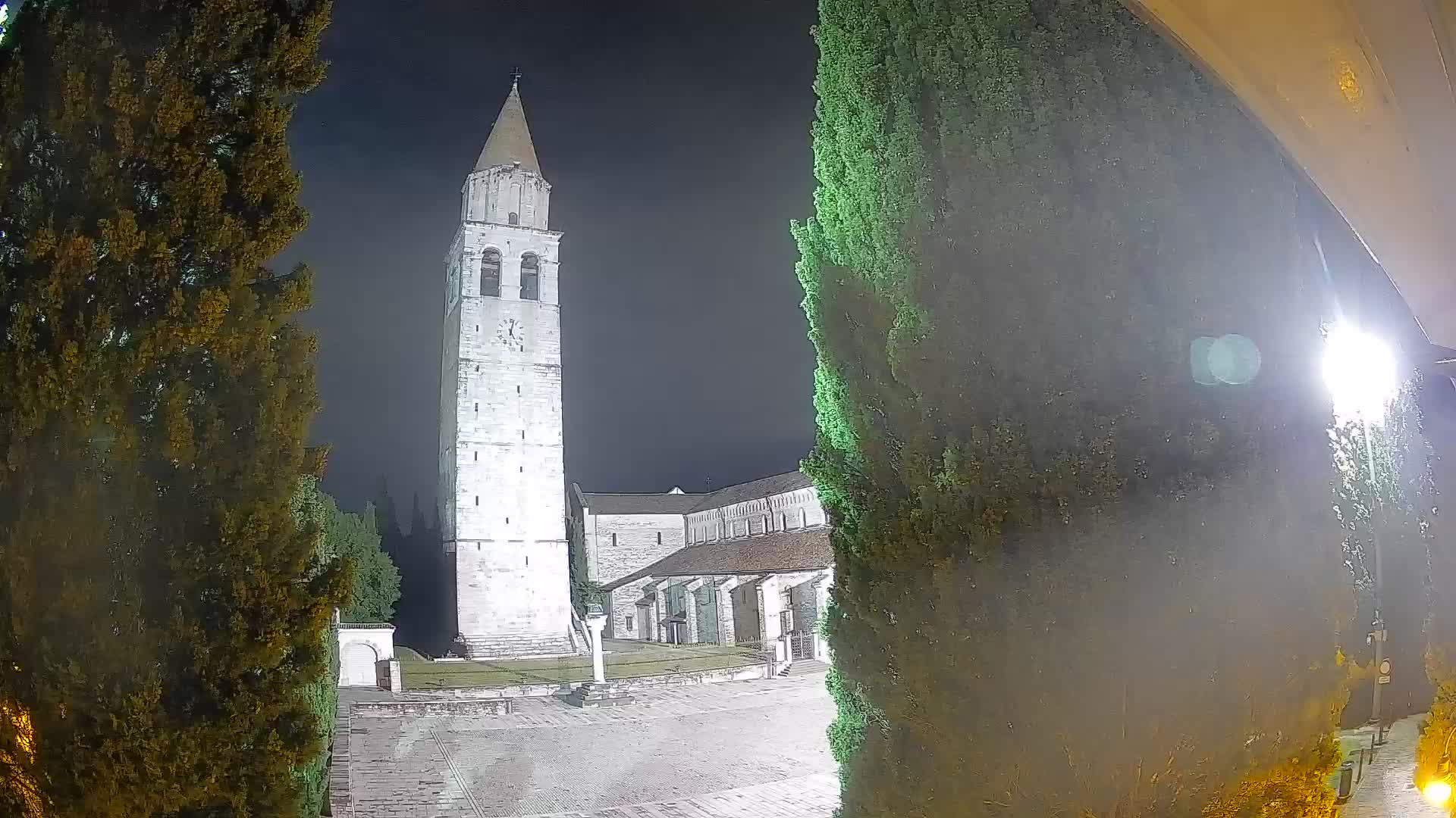Akvileja – trg Capitolo