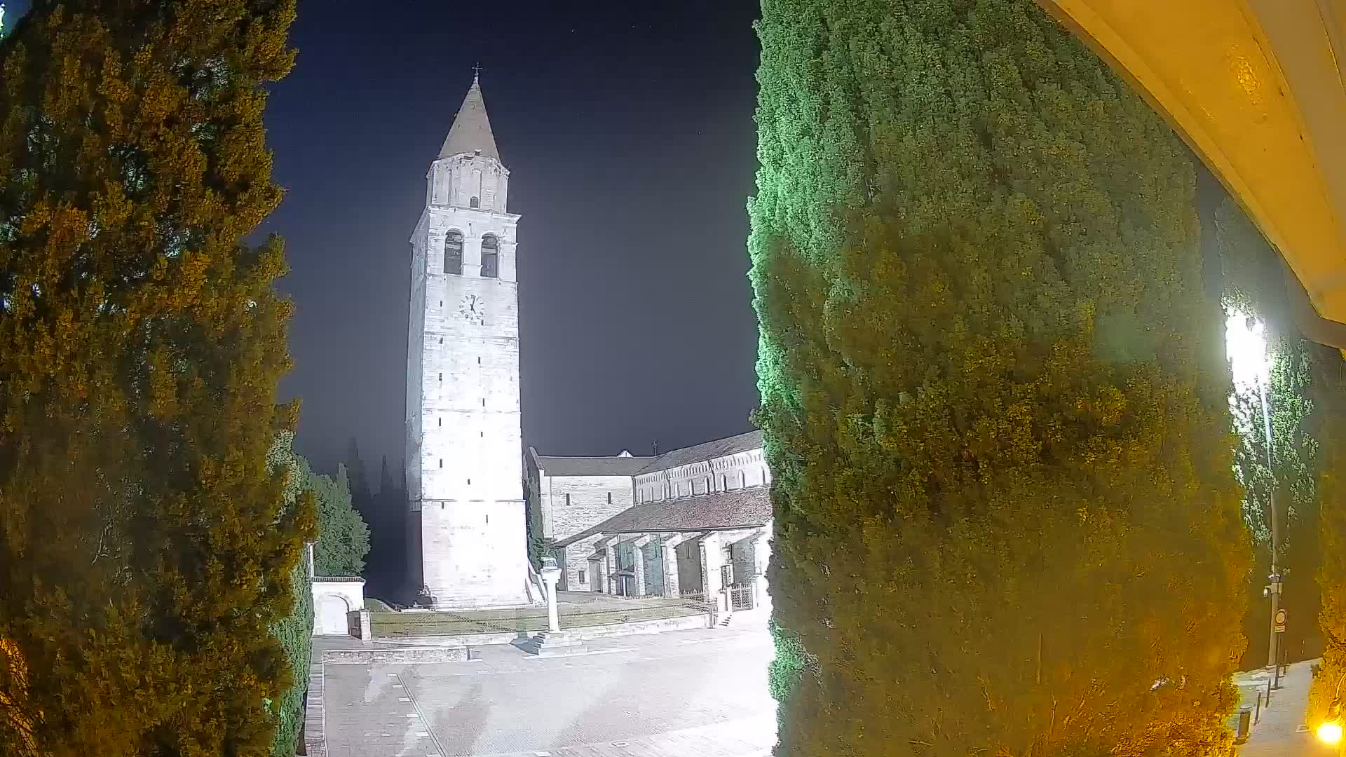 Akvileja – trg Capitolo