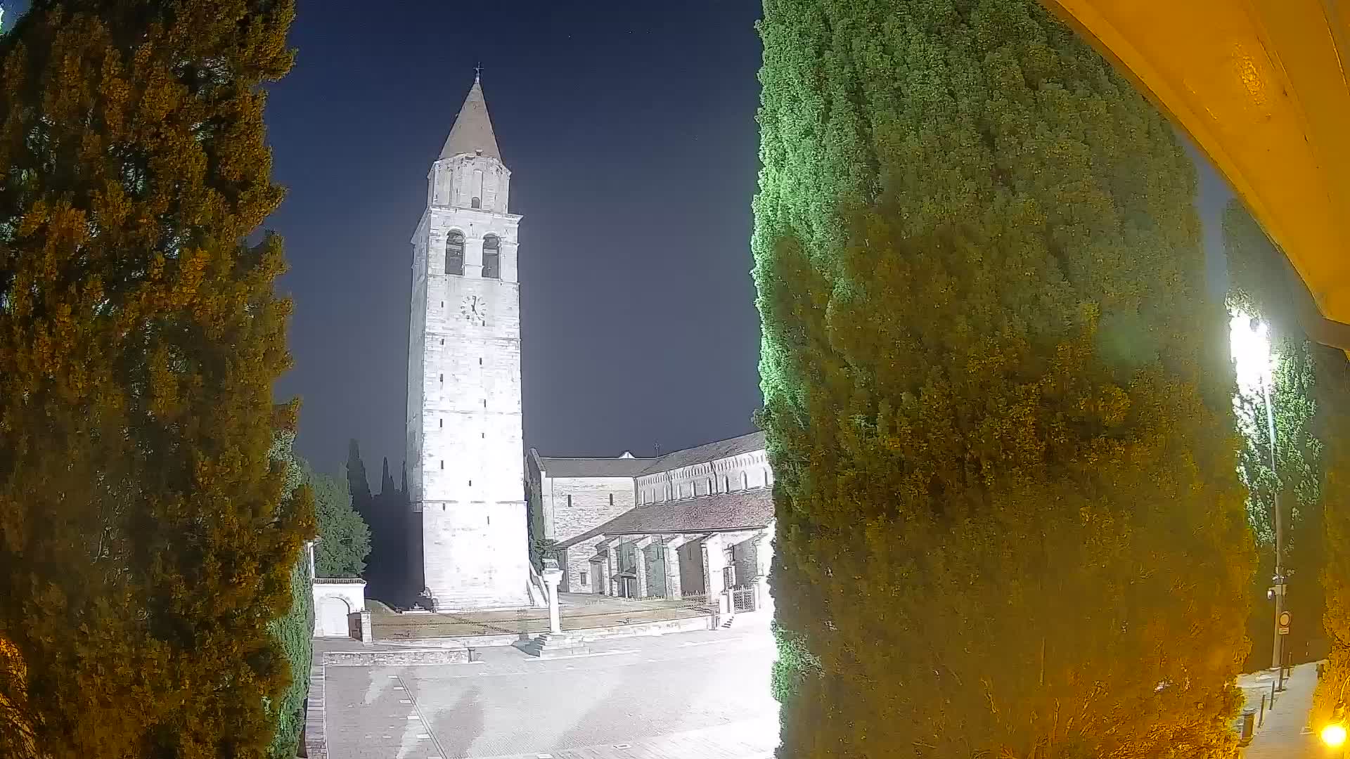 Akvileja – trg Capitolo