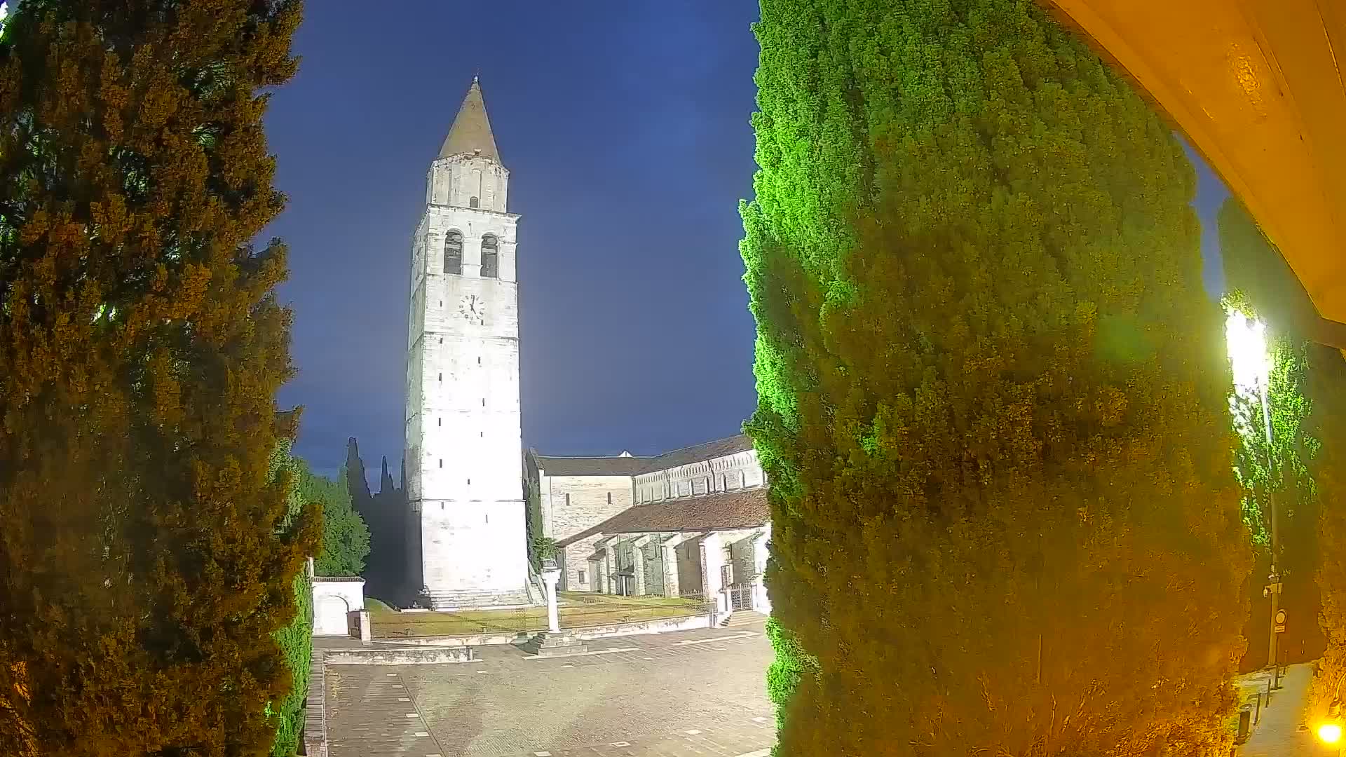 Akvileja – trg Capitolo