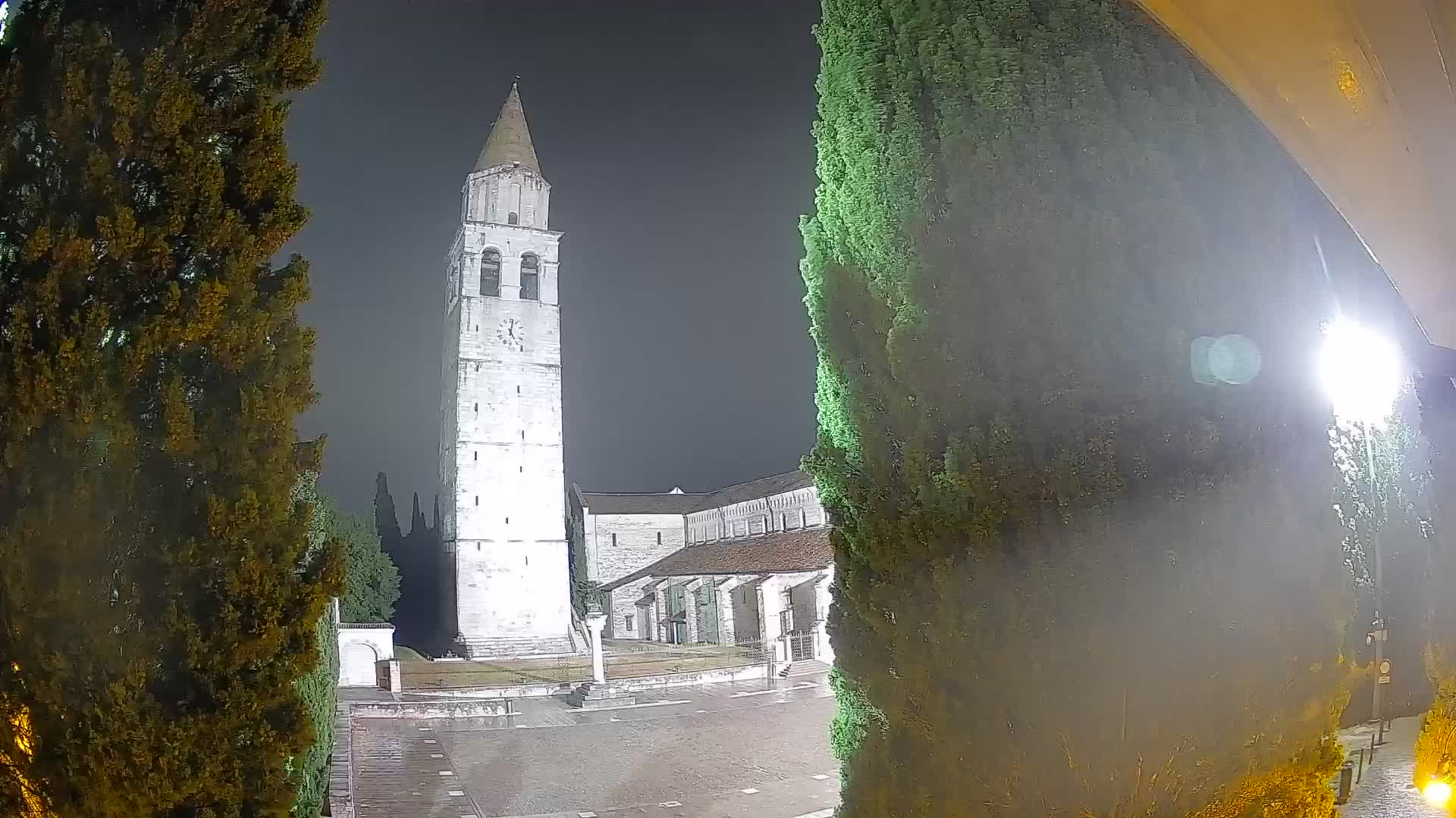 Akvileja – trg Capitolo