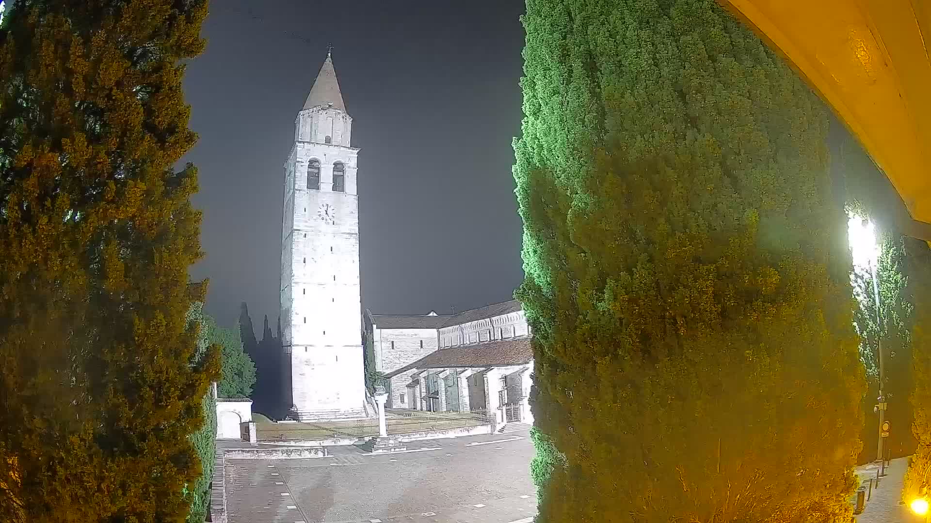 Akvileja – trg Capitolo