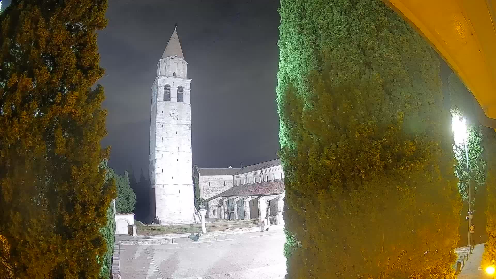 Akvileja – trg Capitolo