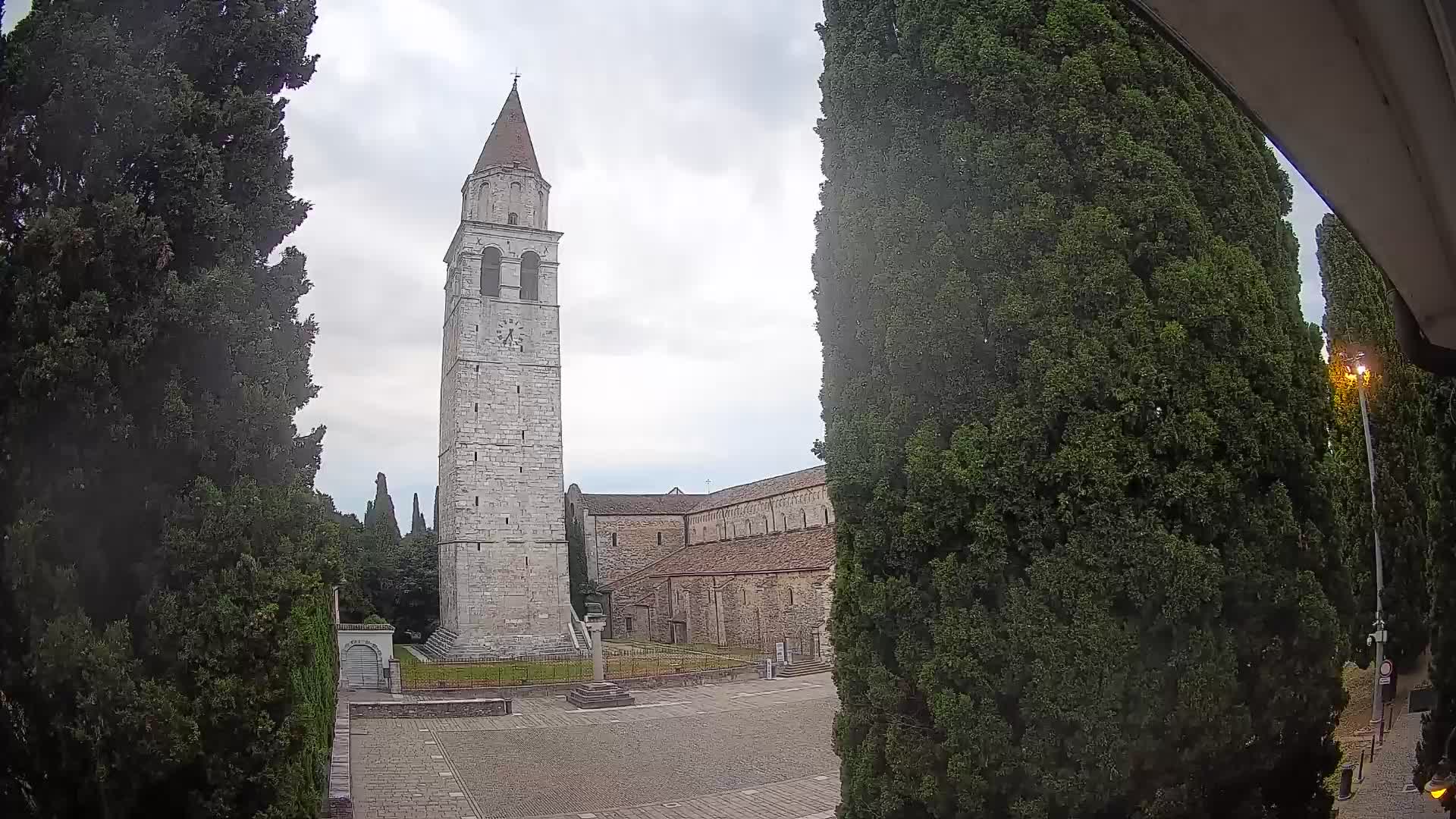 Akvileja – trg Capitolo