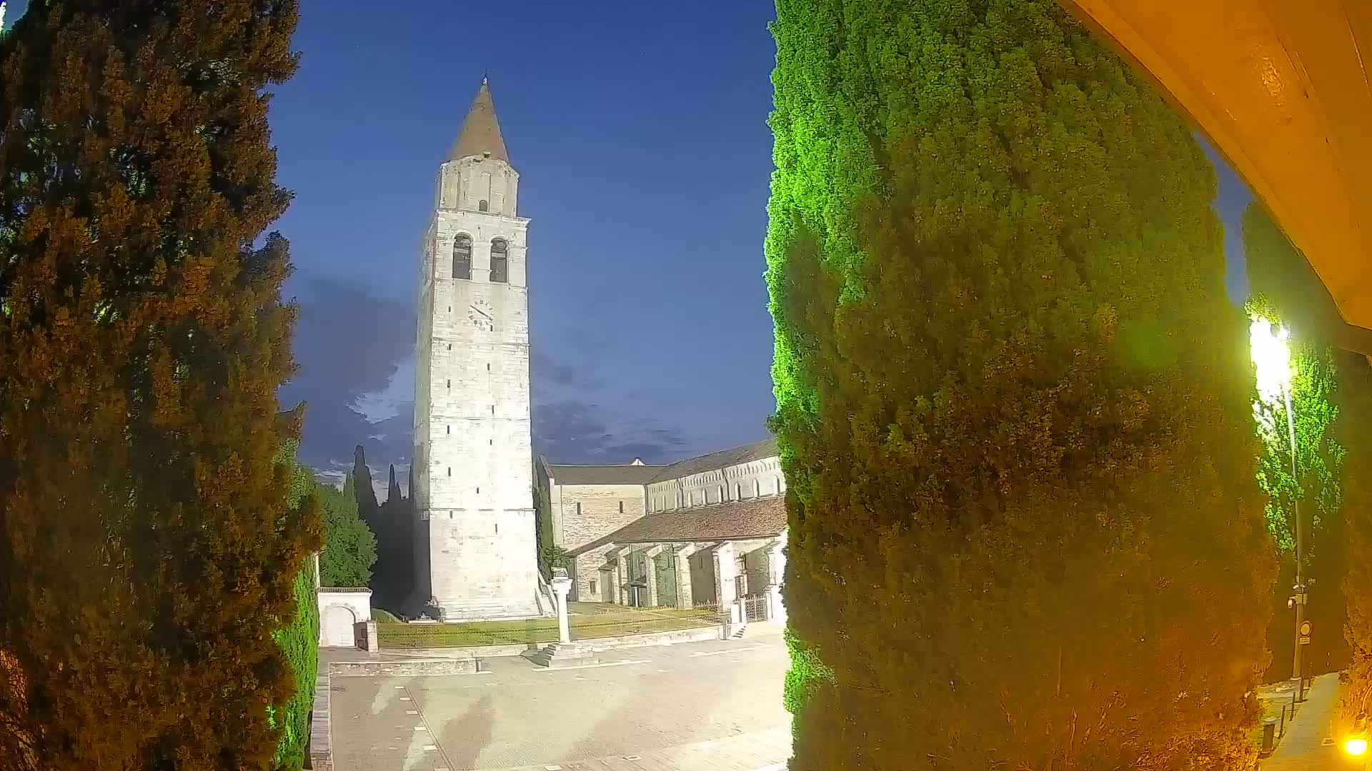 Akvileja – trg Capitolo