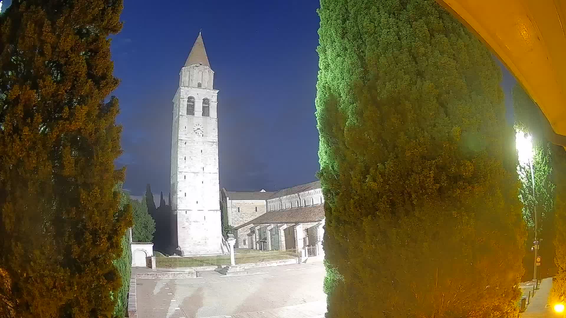 Akvileja – trg Capitolo