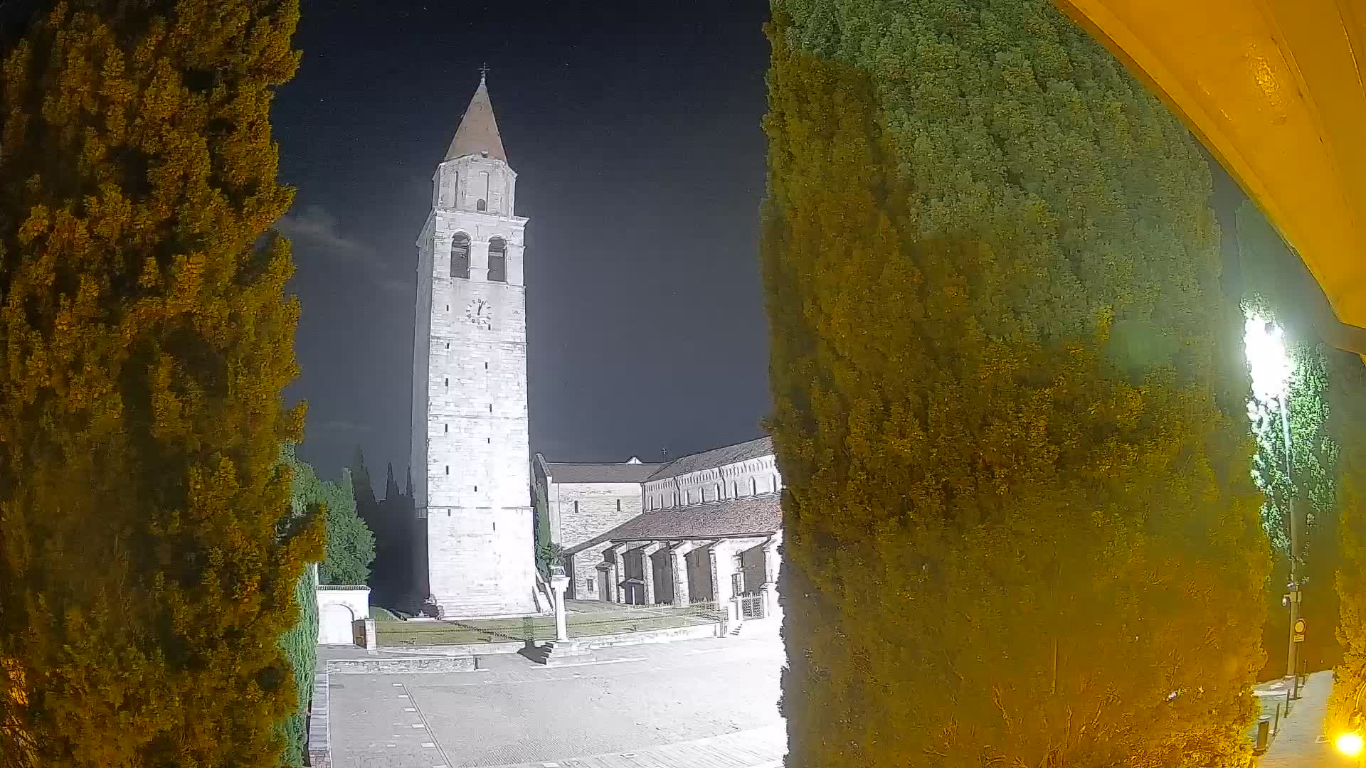 Akvileja – trg Capitolo