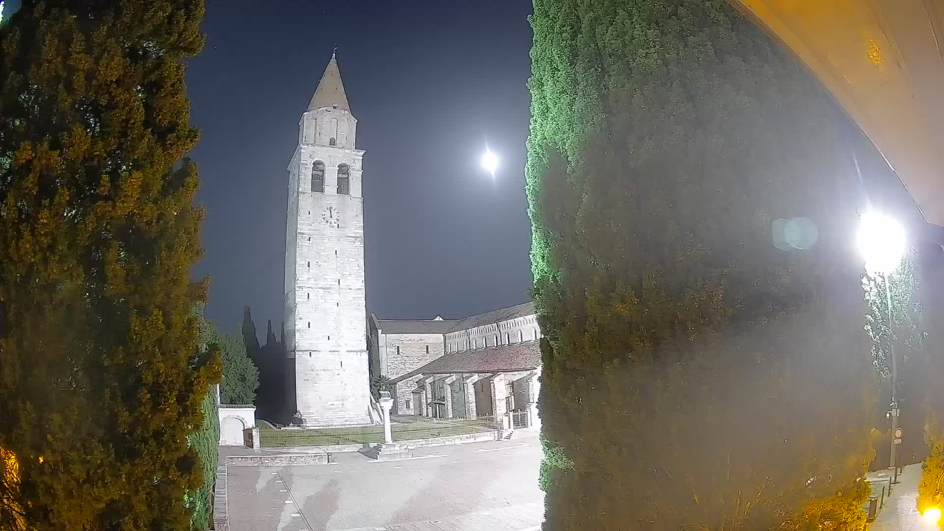 Akvileja – trg Capitolo
