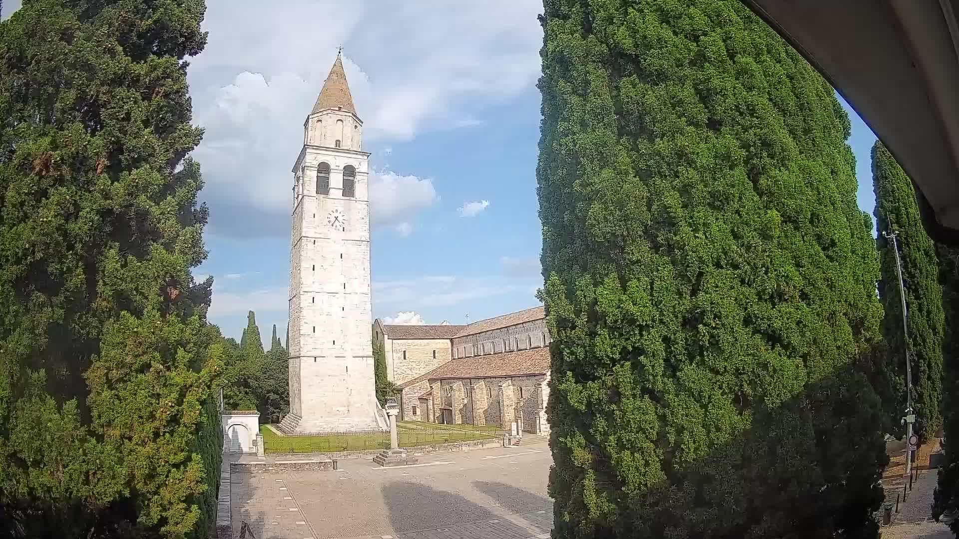 Akvileja – trg Capitolo