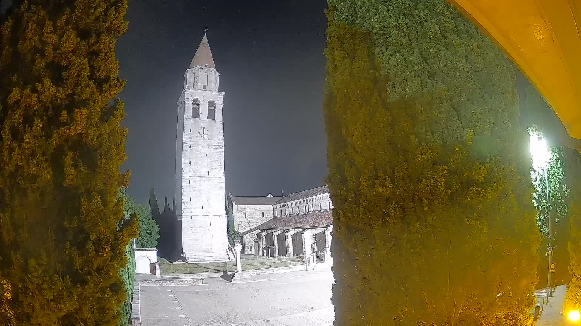 Akvileja – trg Capitolo